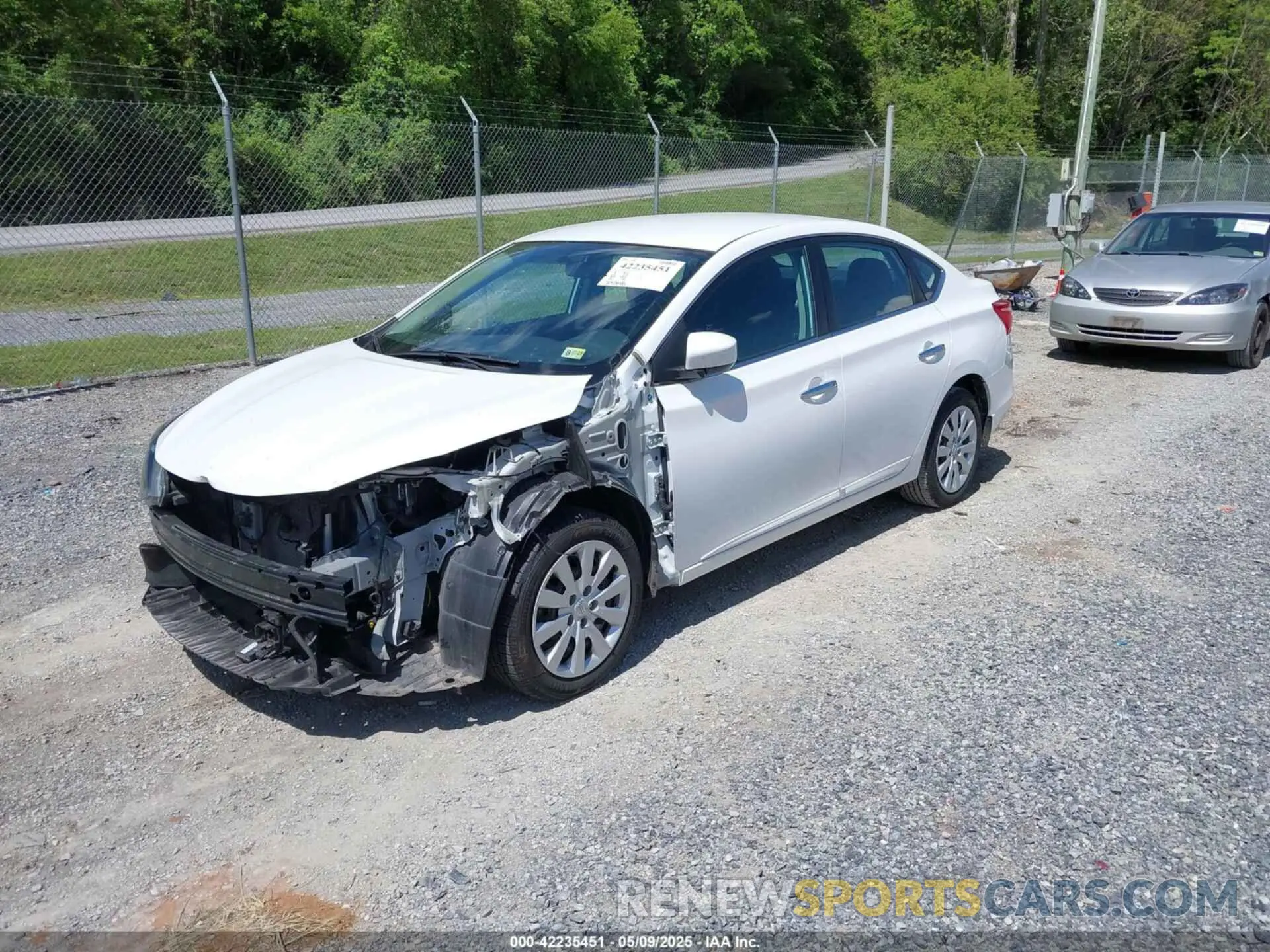 2 Фотография поврежденного автомобиля 3N1AB7AP9KY386660 NISSAN SENTRA 2019