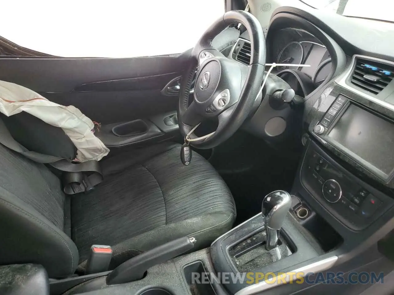 7 Photograph of a damaged car 3N1AB7AP9KY411928 NISSAN SENTRA 2019