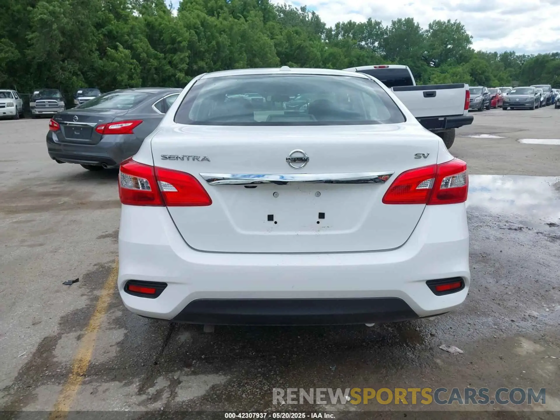 16 Photograph of a damaged car 3N1AB7AP9KY437963 NISSAN SENTRA 2019