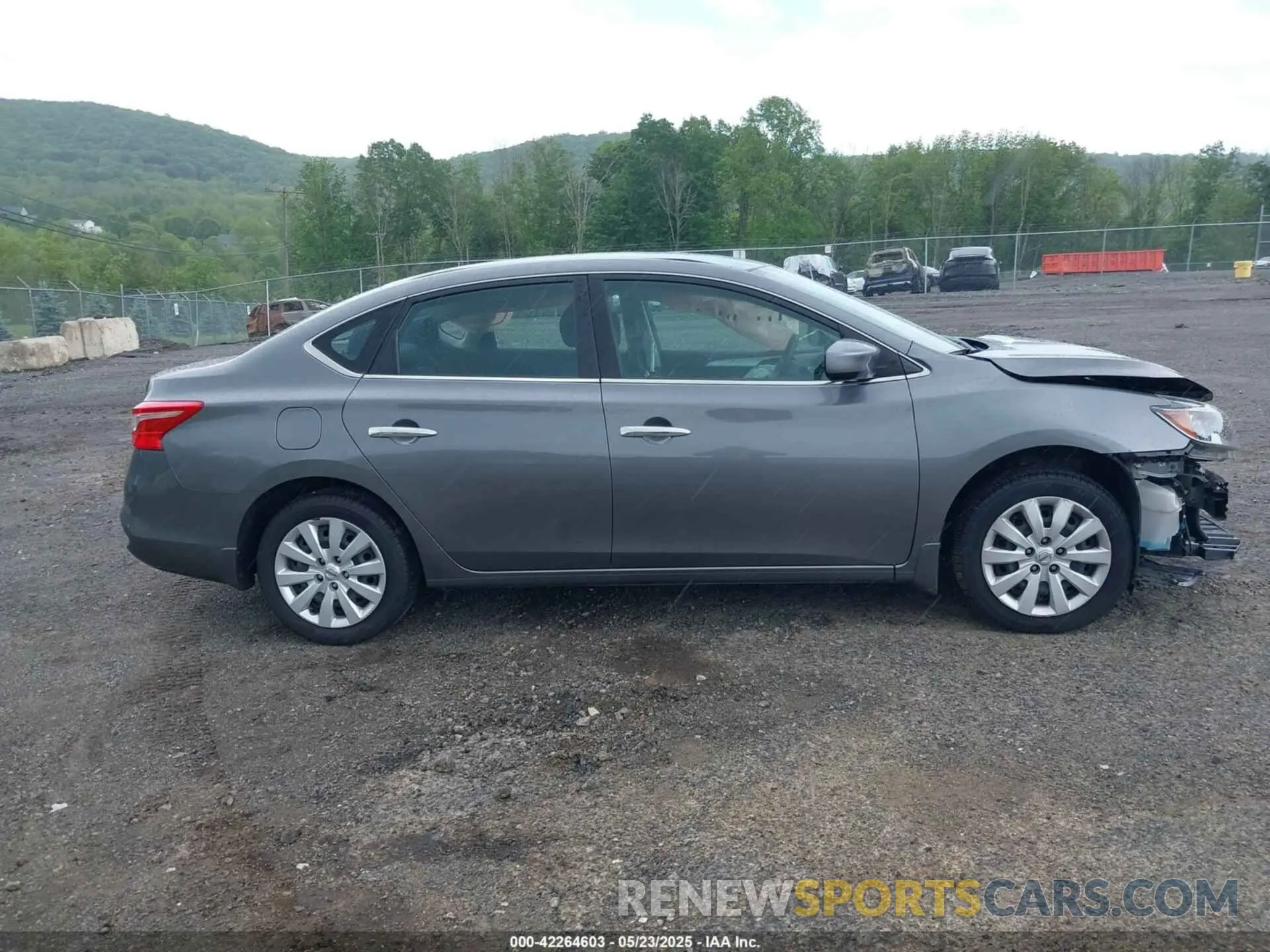 14 Photograph of a damaged car 3N1AB7AP9KY450812 NISSAN SENTRA 2019