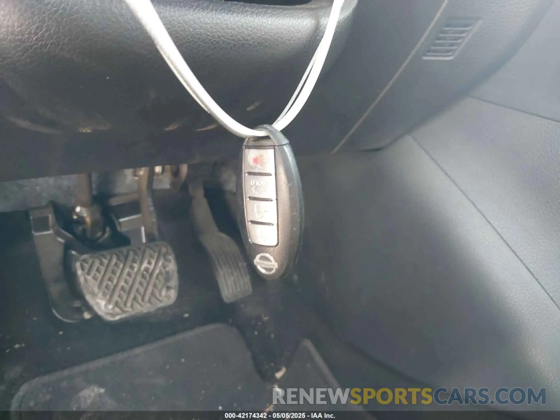 11 Photograph of a damaged car 3N1AB7APXKL607003 NISSAN SENTRA 2019