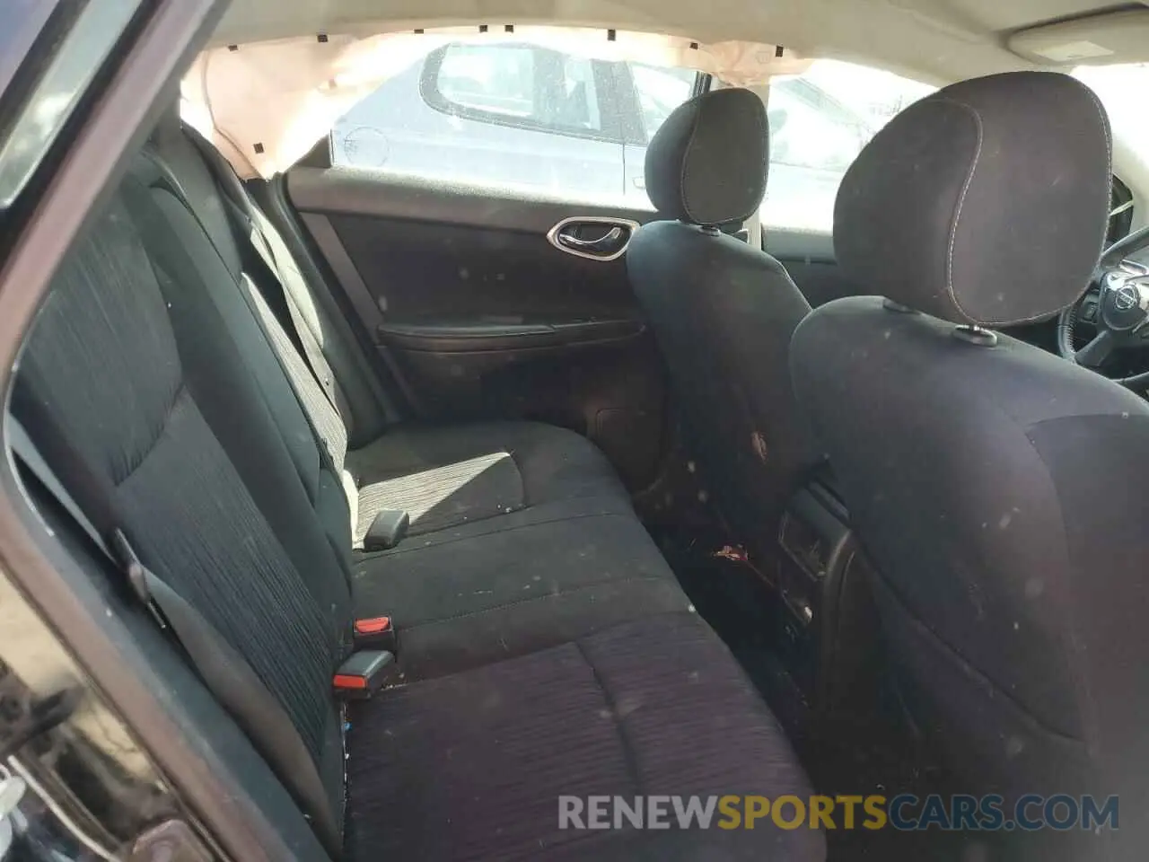 10 Photograph of a damaged car 3N1AB7APXKL625582 NISSAN SENTRA 2019