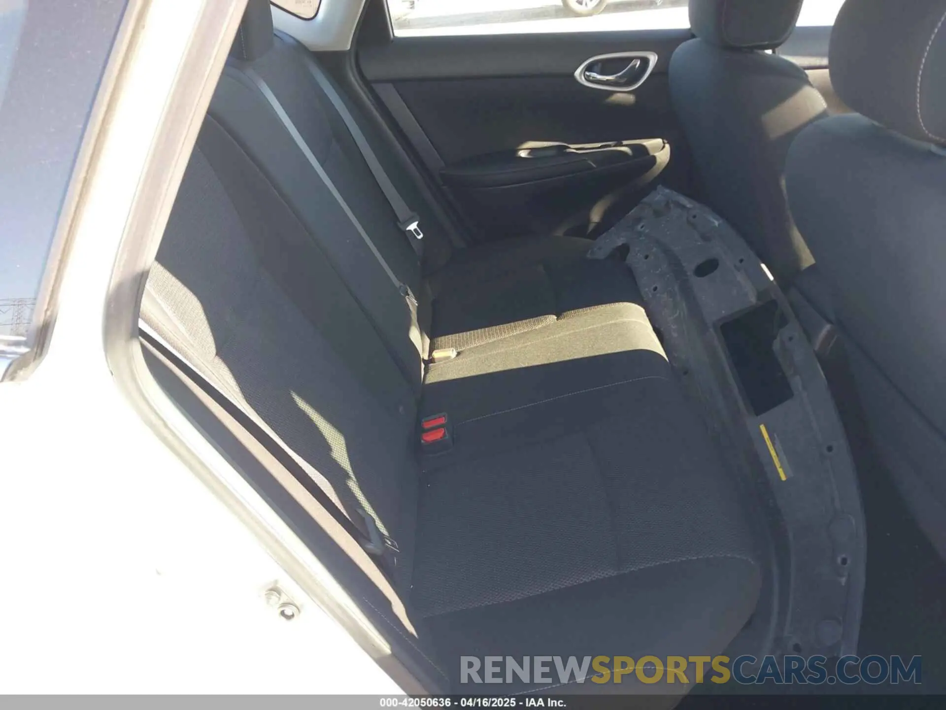 8 Photograph of a damaged car 3N1AB7APXKY216503 NISSAN SENTRA 2019