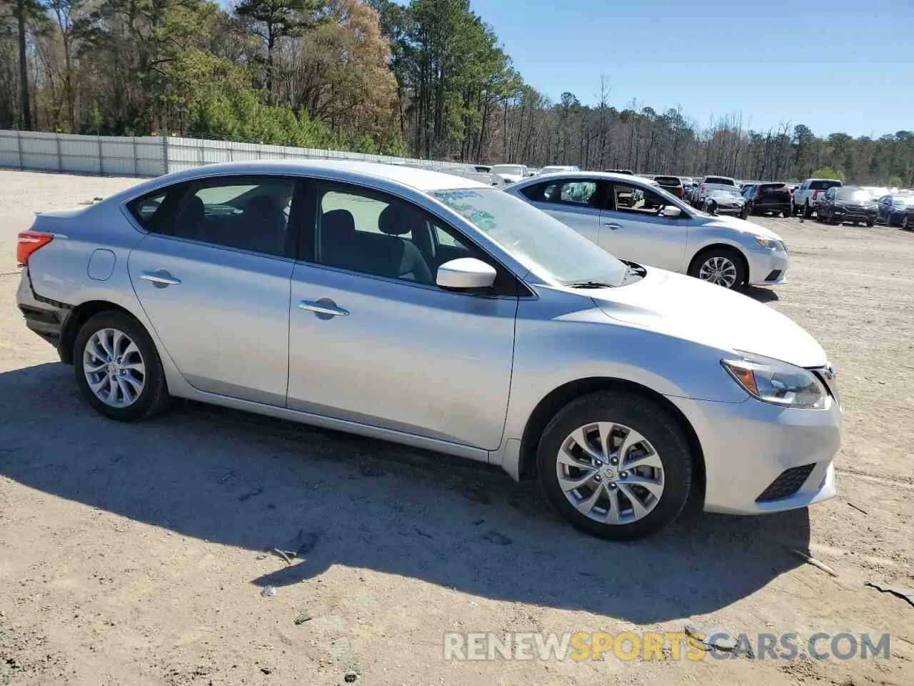 4 Photograph of a damaged car 3N1AB7APXKY245029 NISSAN SENTRA 2019
