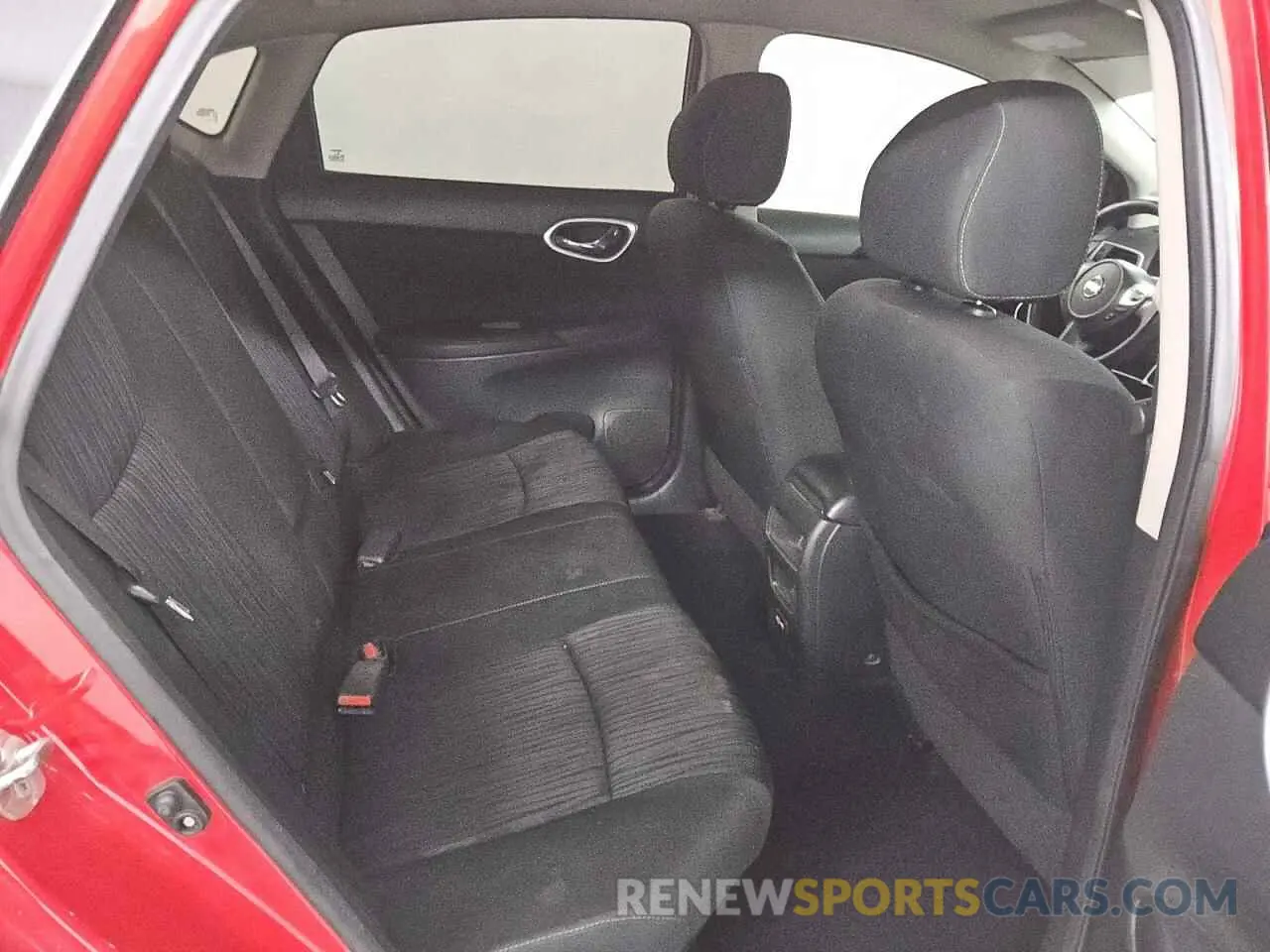 10 Photograph of a damaged car 3N1AB7APXKY285028 NISSAN SENTRA 2019