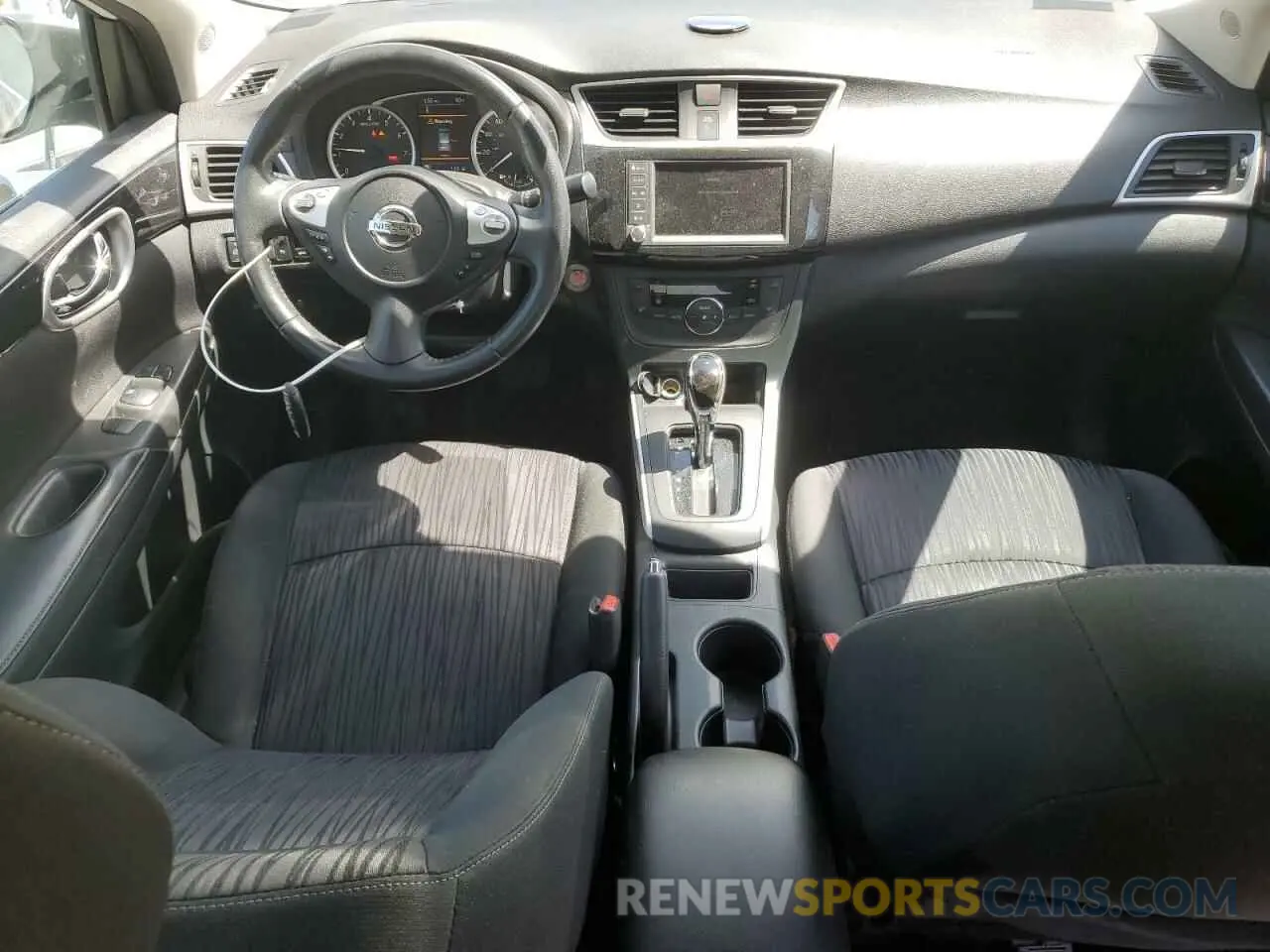 8 Photograph of a damaged car 3N1AB7APXKY315421 NISSAN SENTRA 2019
