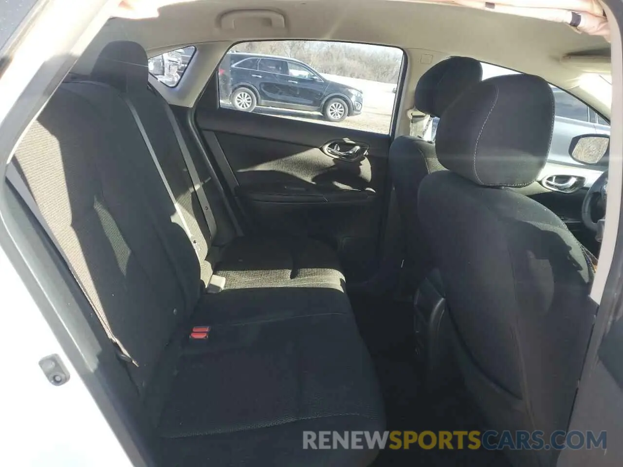 10 Photograph of a damaged car 3N1AB7APXKY366787 NISSAN SENTRA 2019