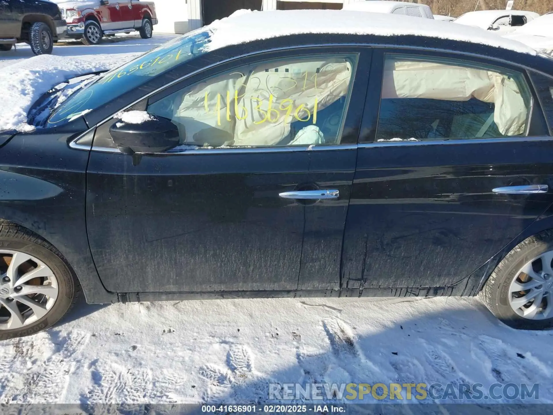 13 Фотография поврежденного автомобиля 3N1AB7APXKY367311 NISSAN SENTRA 2019