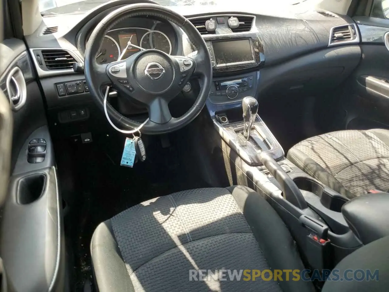 8 Фотография поврежденного автомобиля 3N1AB7APXKY379409 NISSAN SENTRA 2019