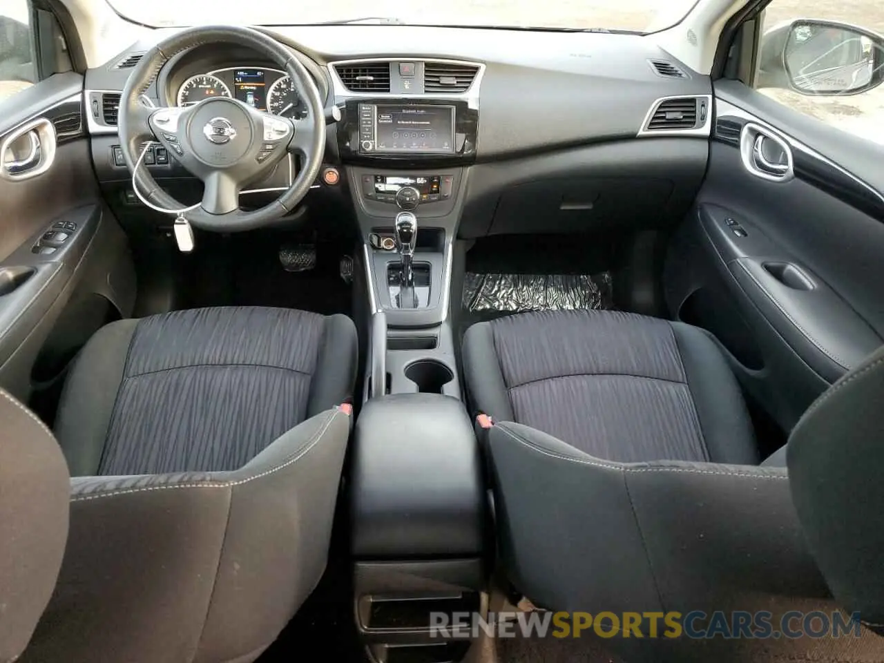 8 Photograph of a damaged car 3N1AB7APXKY412750 NISSAN SENTRA 2019