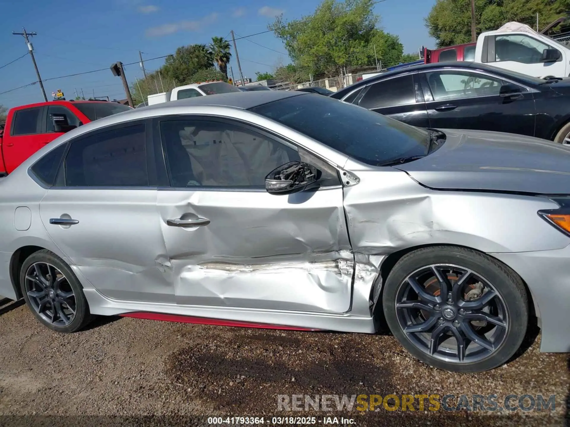 13 Фотография поврежденного автомобиля 3N1CB7AP4KY257430 NISSAN SENTRA 2019
