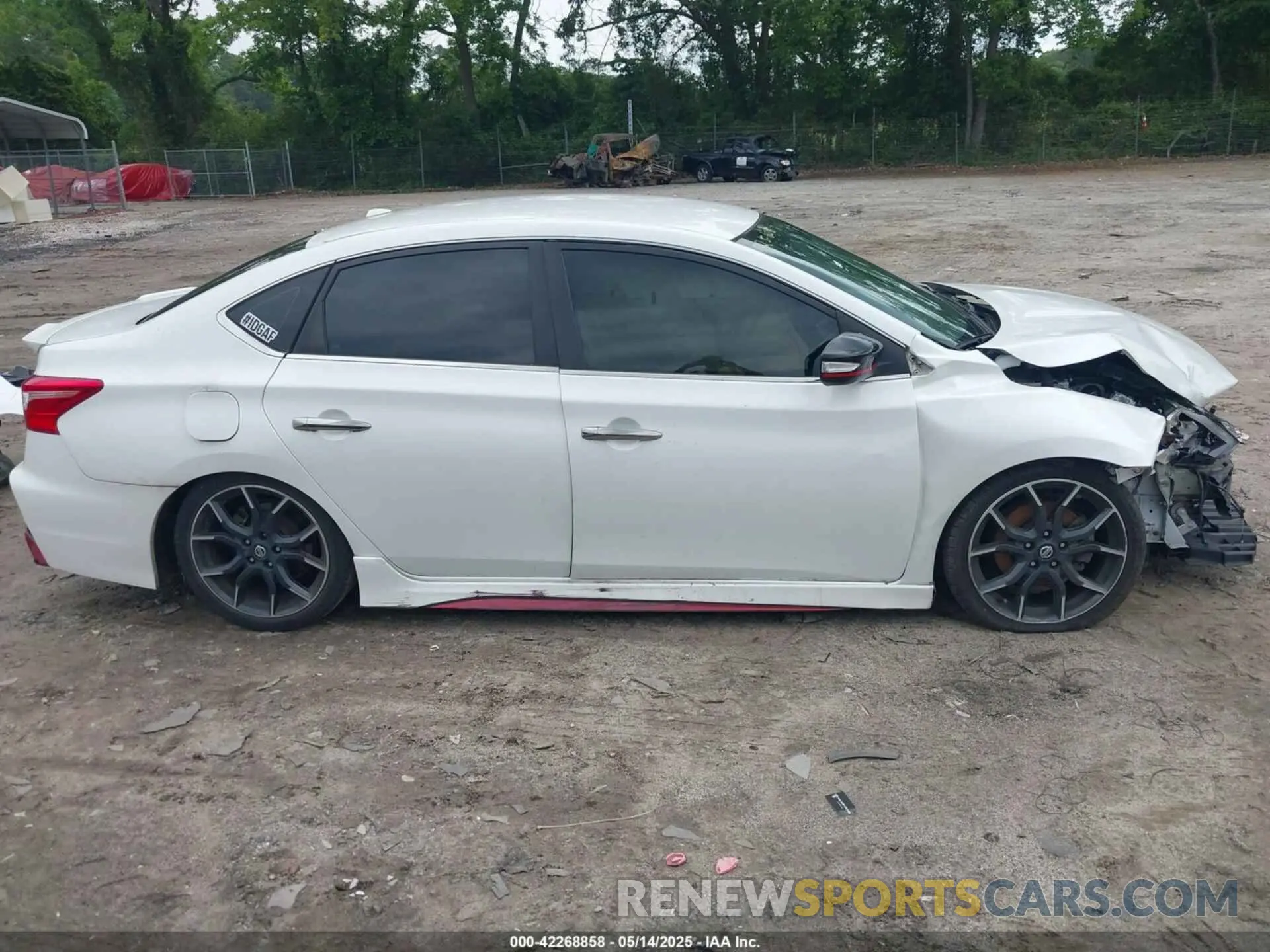 14 Photograph of a damaged car 3N1CB7AP6KY399441 NISSAN SENTRA 2019