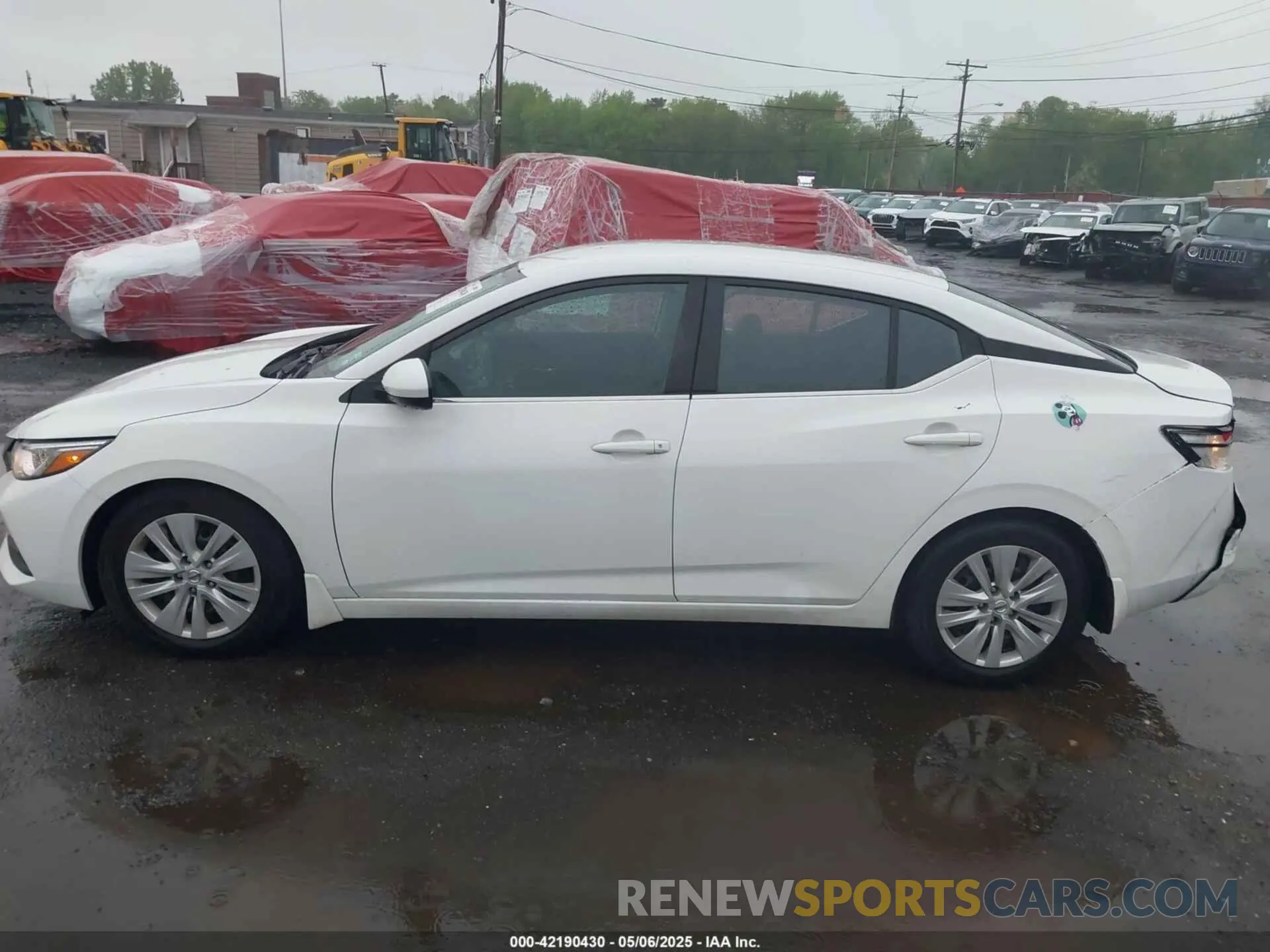 14 Photograph of a damaged car 3N1AB8BV1LY242900 NISSAN SENTRA 2020