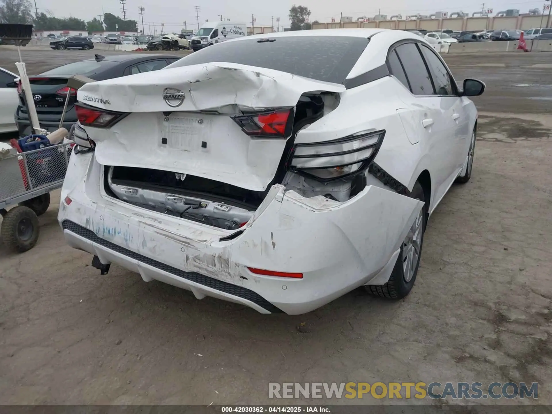 4 Фотография поврежденного автомобиля 3N1AB8BV1LY251208 NISSAN SENTRA 2020