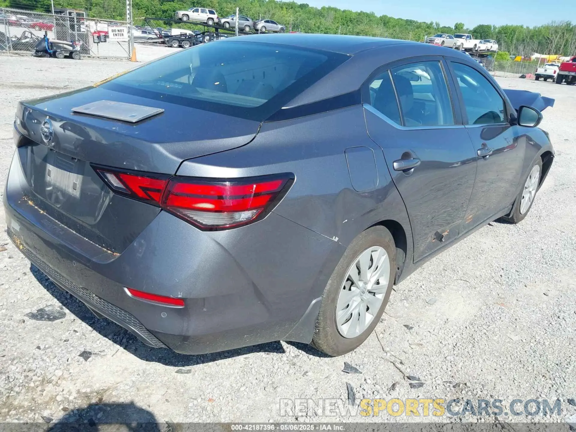 4 Photograph of a damaged car 3N1AB8BV1LY308099 NISSAN SENTRA 2020