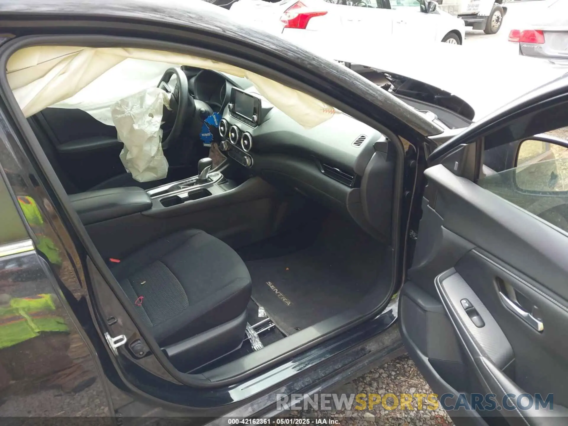 5 Photograph of a damaged car 3N1AB8BV2LY308418 NISSAN SENTRA 2020