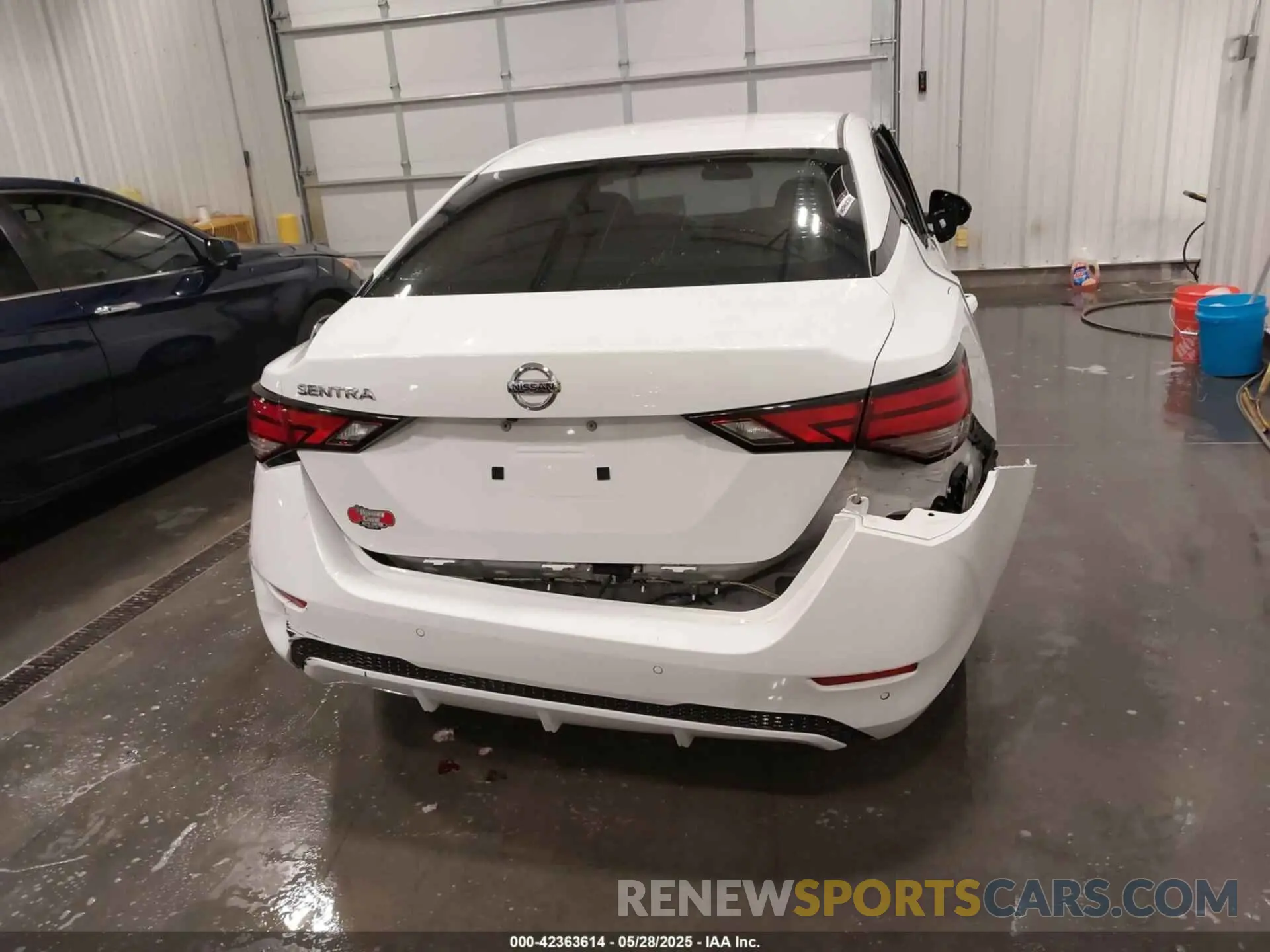 17 Фотография поврежденного автомобиля 3N1AB8BV3LY208571 NISSAN SENTRA 2020