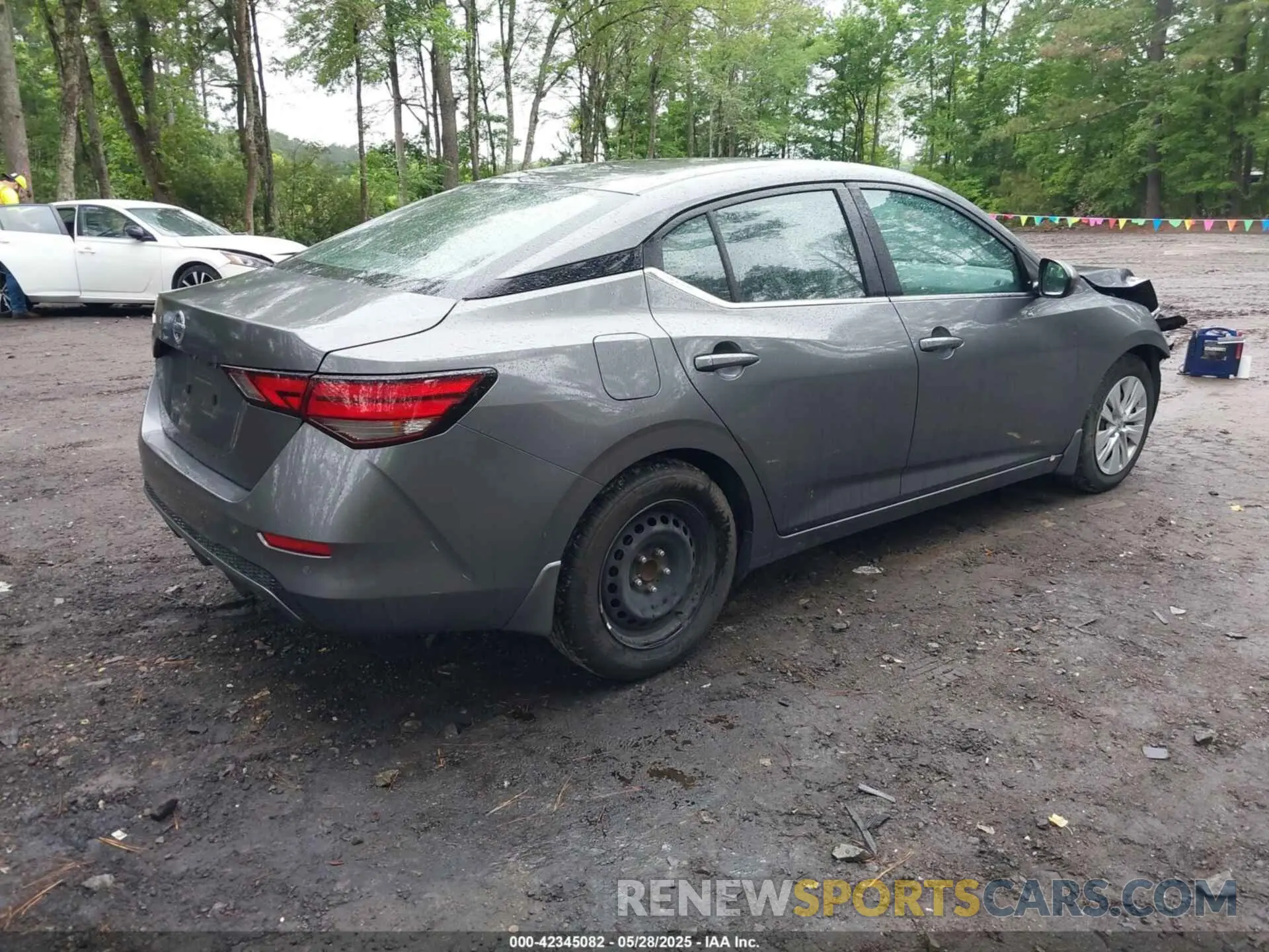 4 Фотография поврежденного автомобиля 3N1AB8BV3LY291838 NISSAN SENTRA 2020
