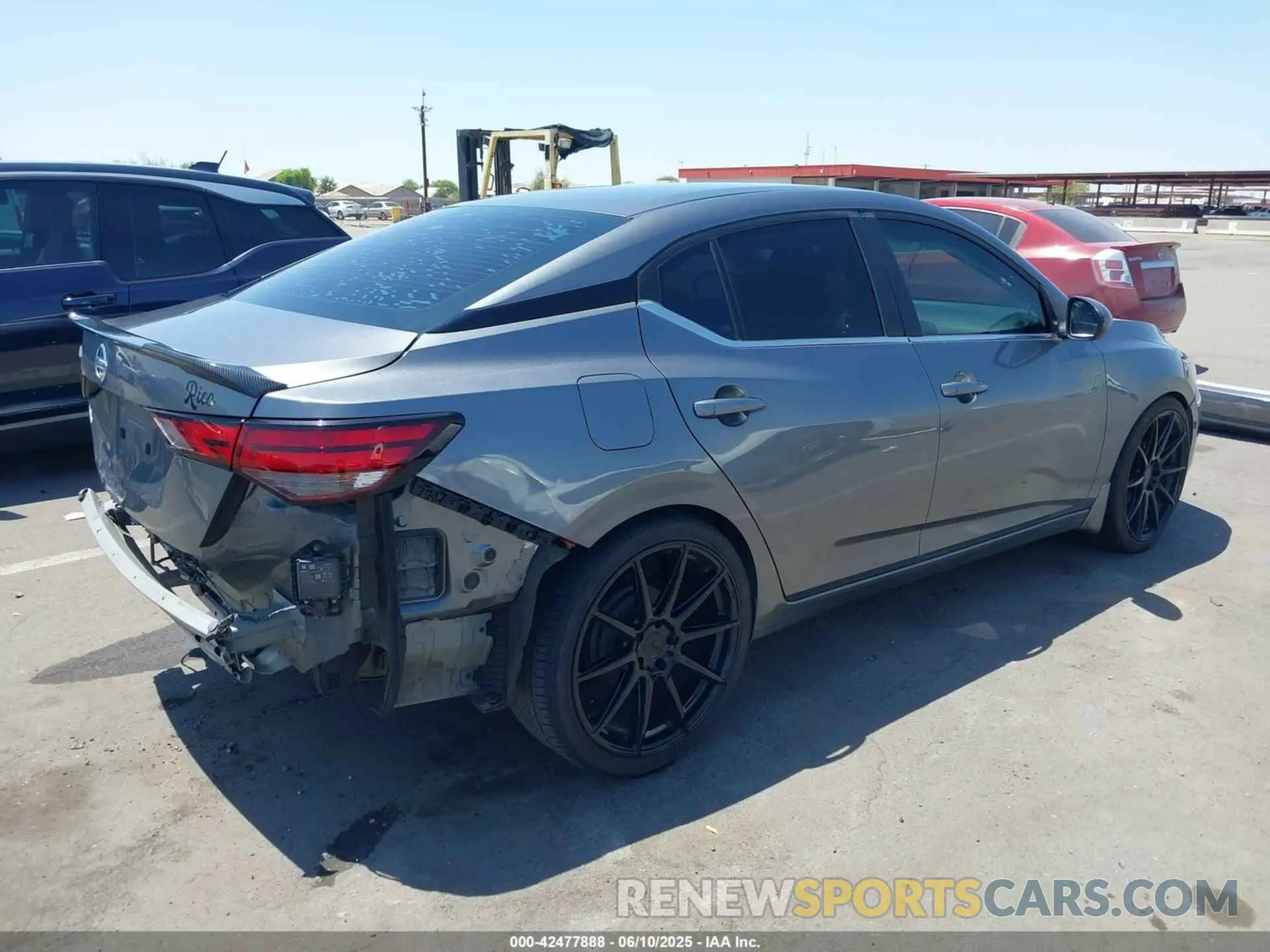 4 Photograph of a damaged car 3N1AB8BV5LY223492 NISSAN SENTRA 2020