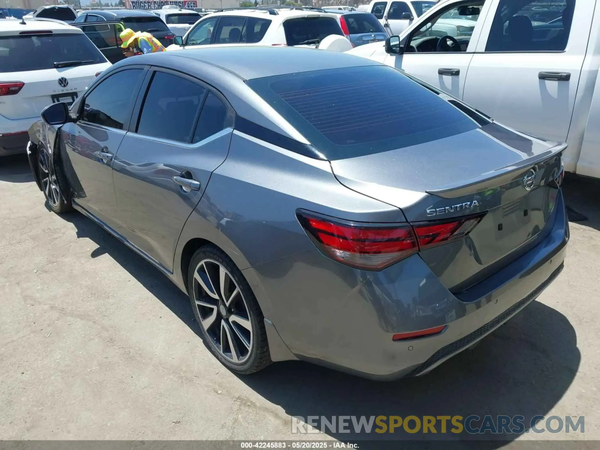 3 Фотография поврежденного автомобиля 3N1AB8BV6LY225509 NISSAN SENTRA 2020
