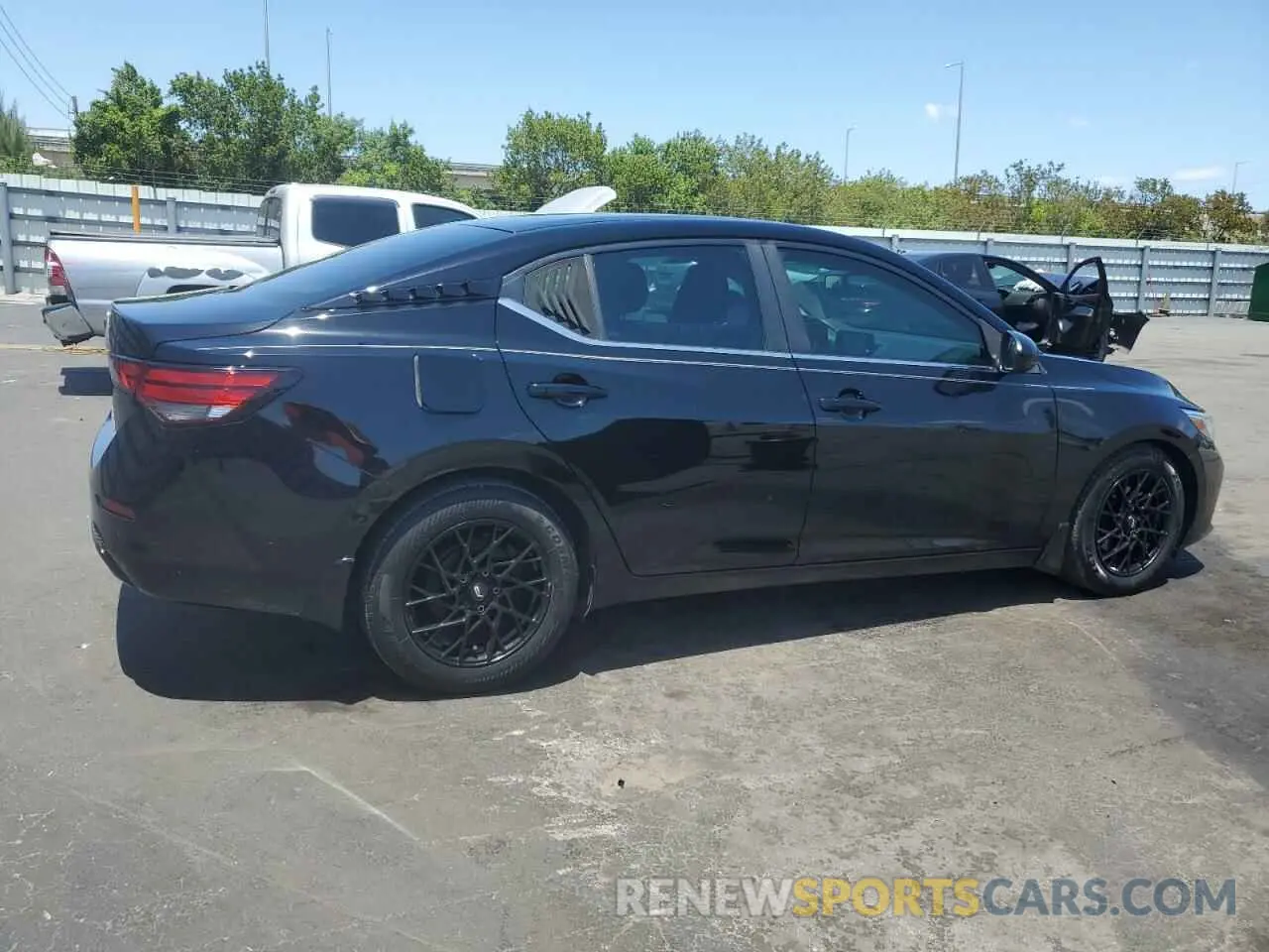3 Photograph of a damaged car 3N1AB8BV6LY226031 NISSAN SENTRA 2020