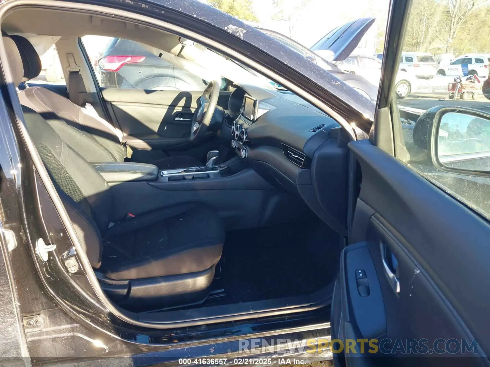 5 Photograph of a damaged car 3N1AB8BV6LY253925 NISSAN SENTRA 2020