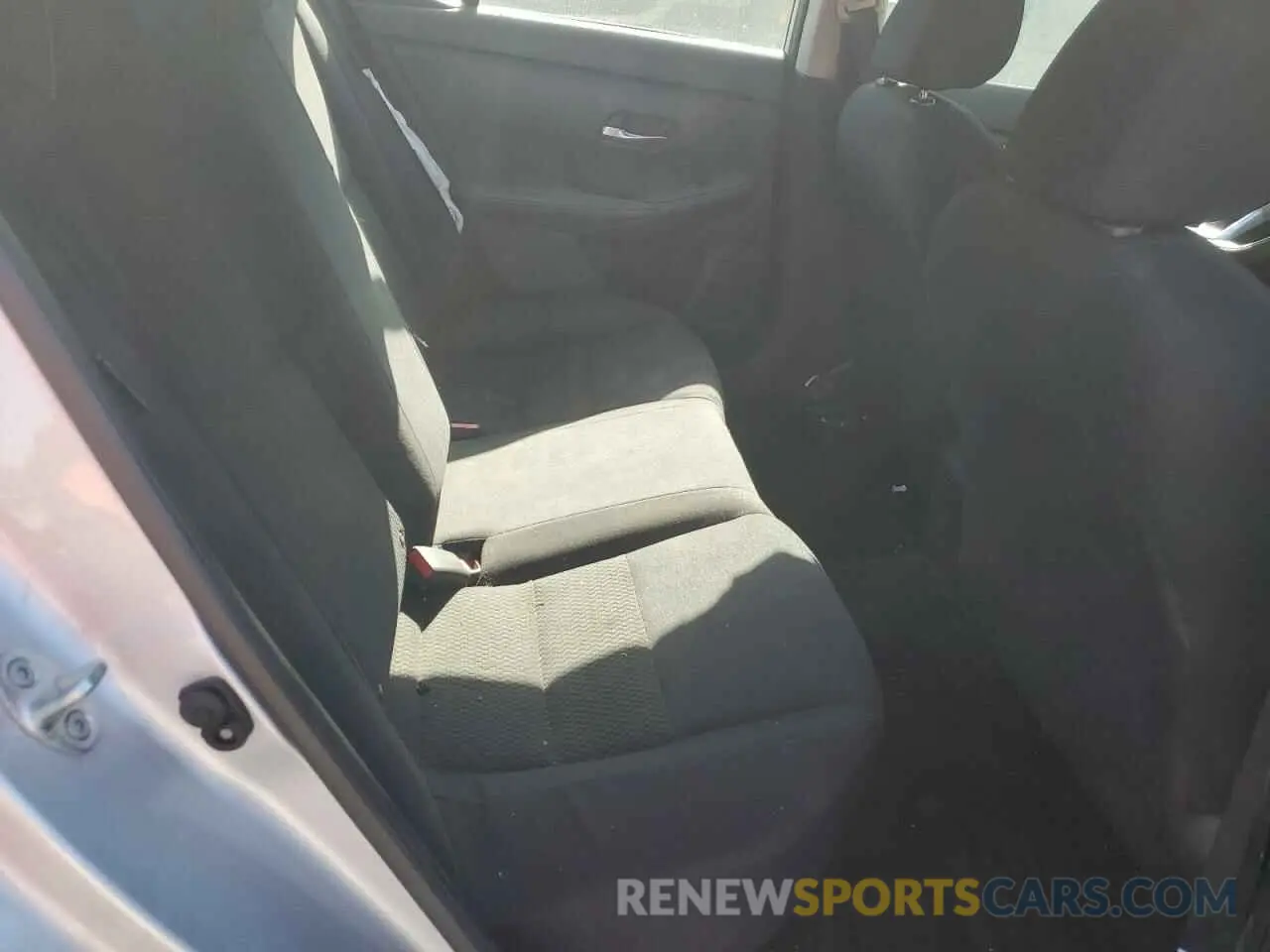 10 Photograph of a damaged car 3N1AB8BV9LY222281 NISSAN SENTRA 2020
