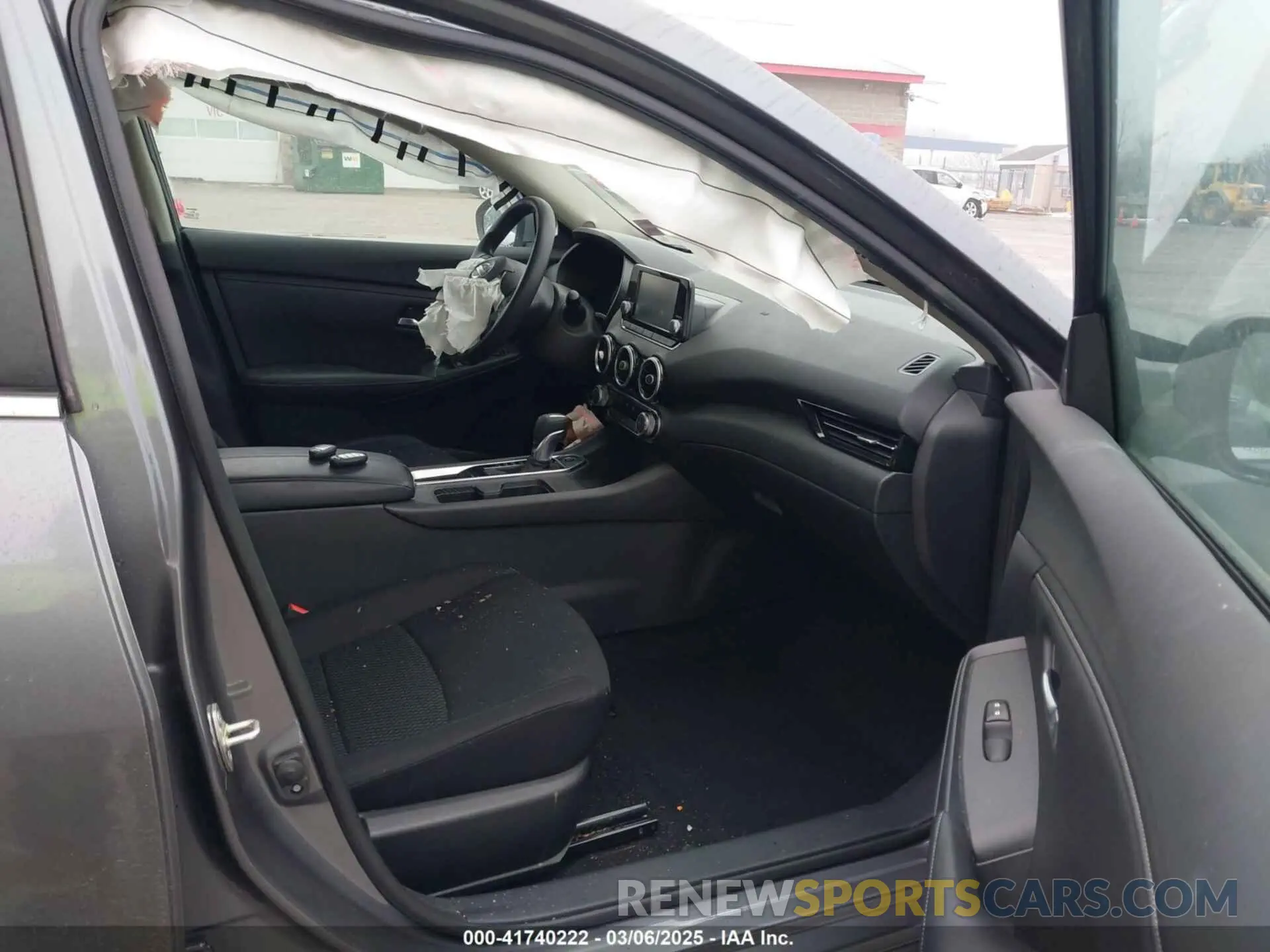 5 Photograph of a damaged car 3N1AB8BV9LY251683 NISSAN SENTRA 2020