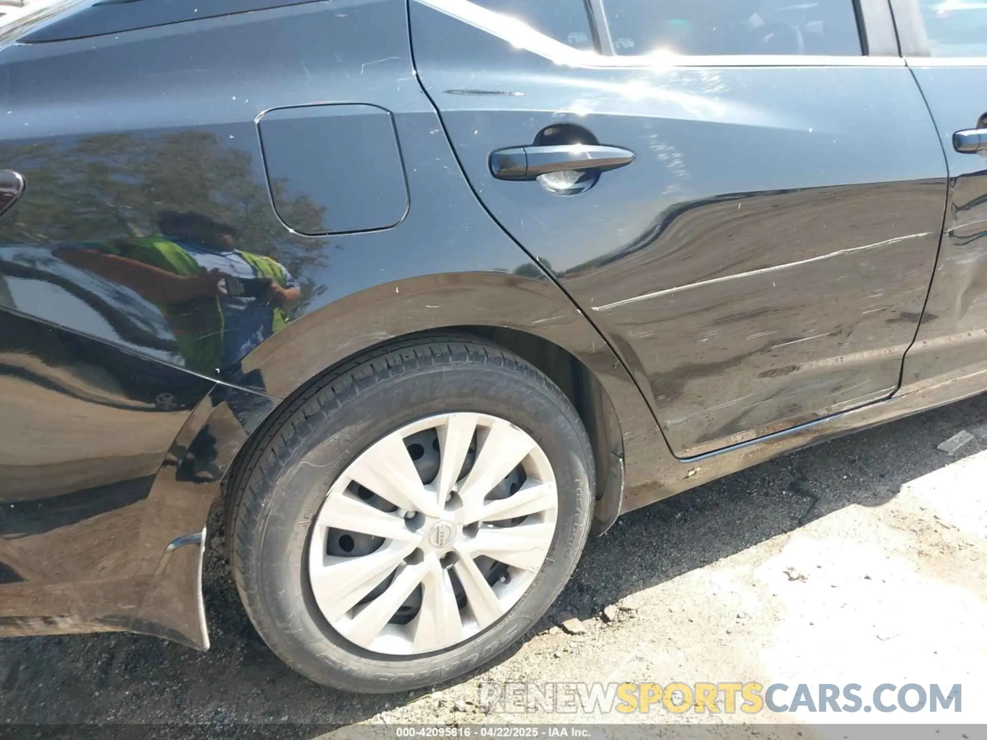 18 Photograph of a damaged car 3N1AB8BVXLY228512 NISSAN SENTRA 2020