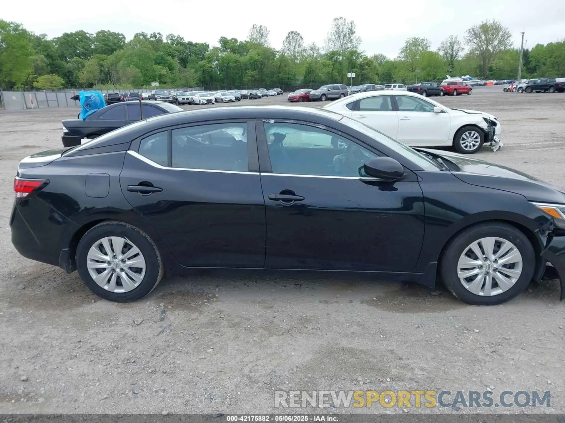 13 Photograph of a damaged car 3N1AB8BVXLY263499 NISSAN SENTRA 2020