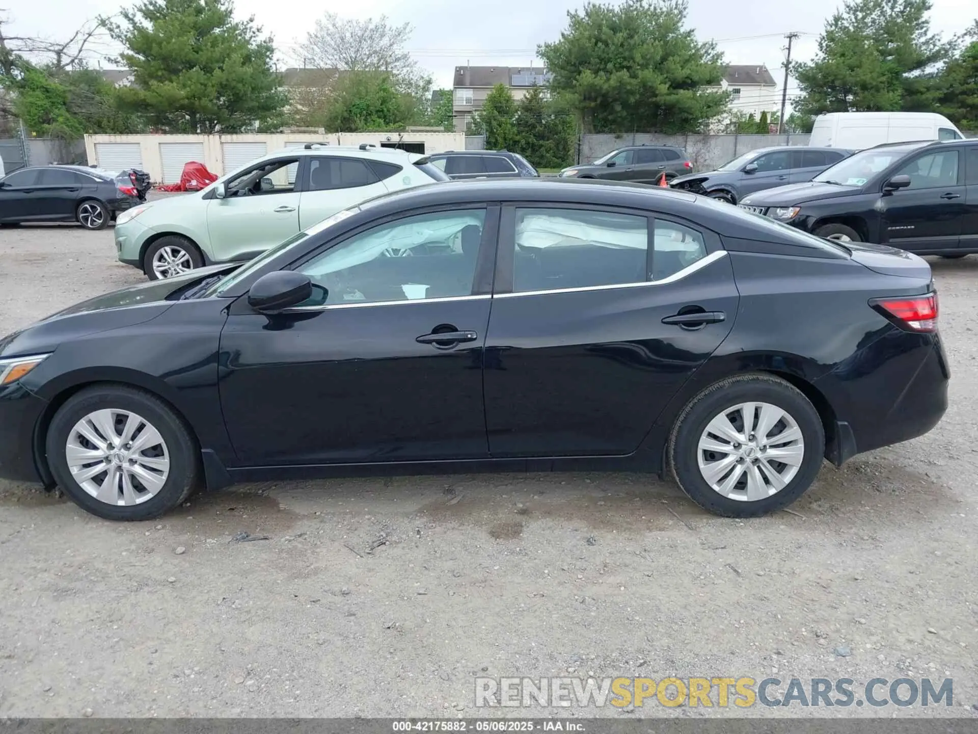 14 Photograph of a damaged car 3N1AB8BVXLY263499 NISSAN SENTRA 2020