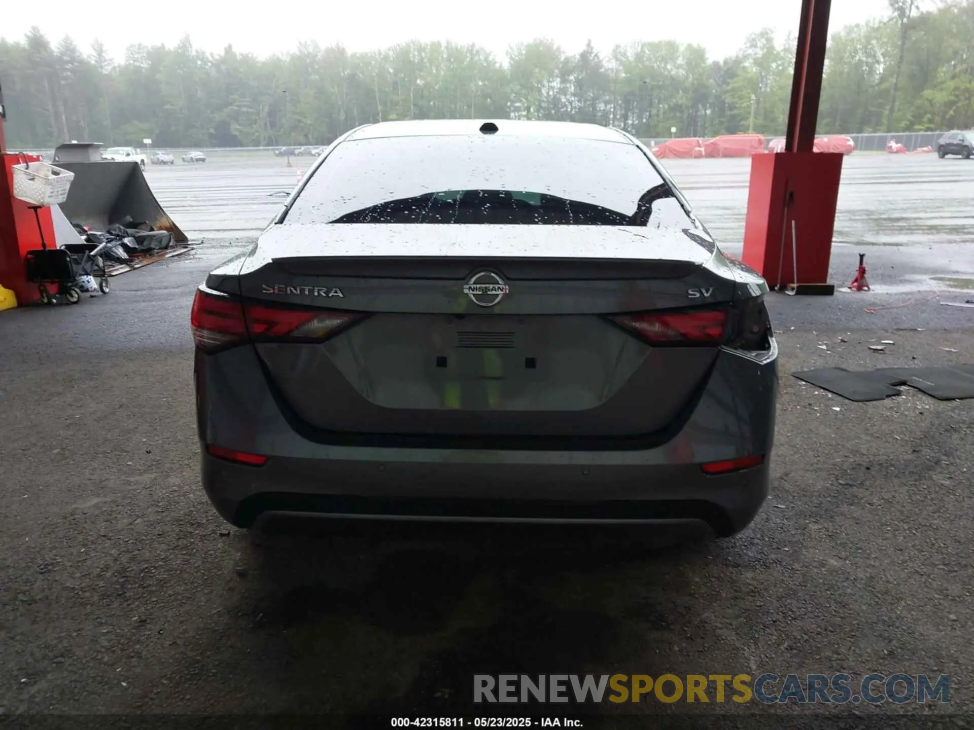 17 Photograph of a damaged car 3N1AB8CV0LY287020 NISSAN SENTRA 2020