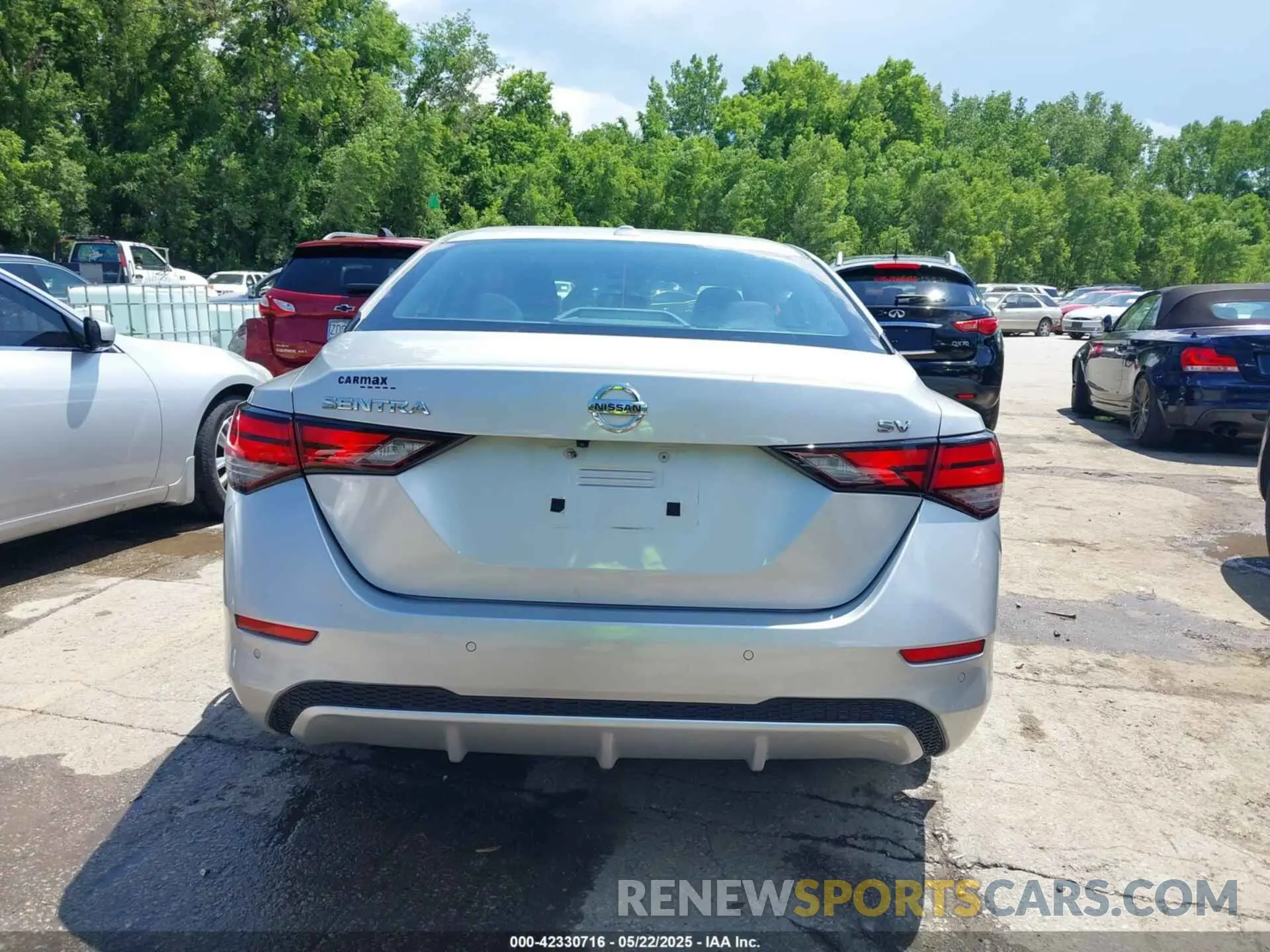17 Photograph of a damaged car 3N1AB8CV0LY296784 NISSAN SENTRA 2020