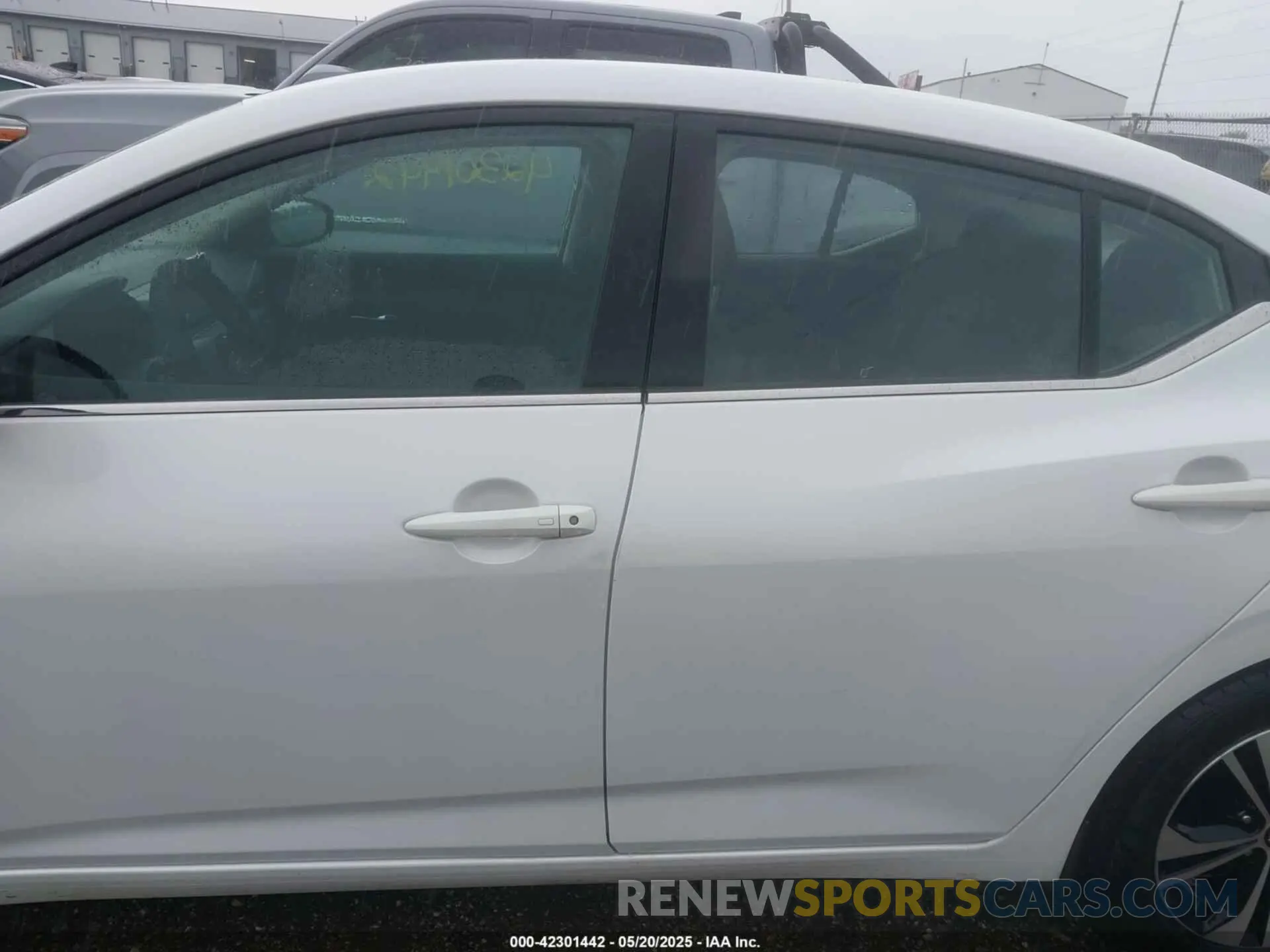 14 Photograph of a damaged car 3N1AB8CV1LY204808 NISSAN SENTRA 2020