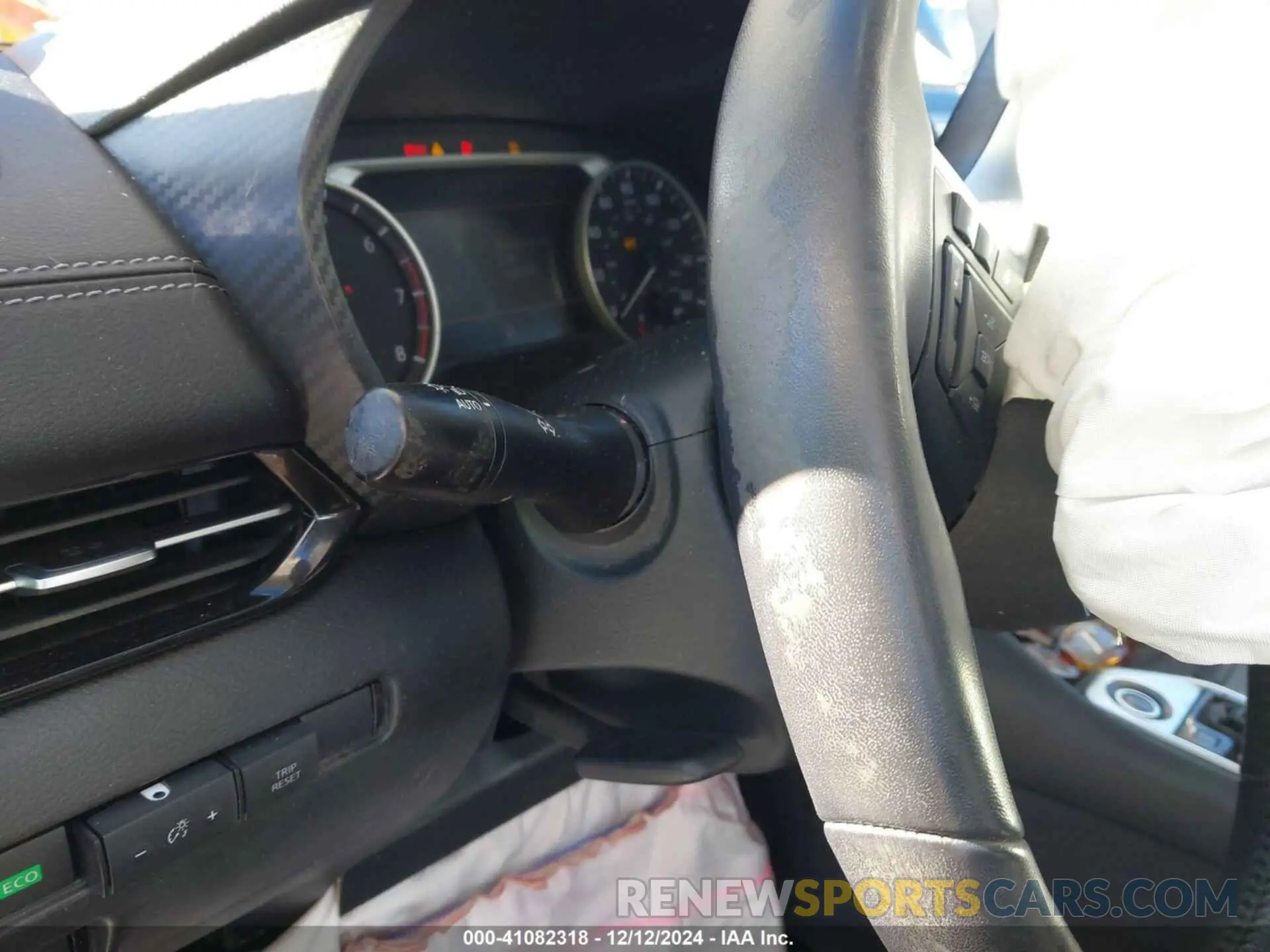 15 Photograph of a damaged car 3N1AB8CV2LY241723 NISSAN SENTRA 2020