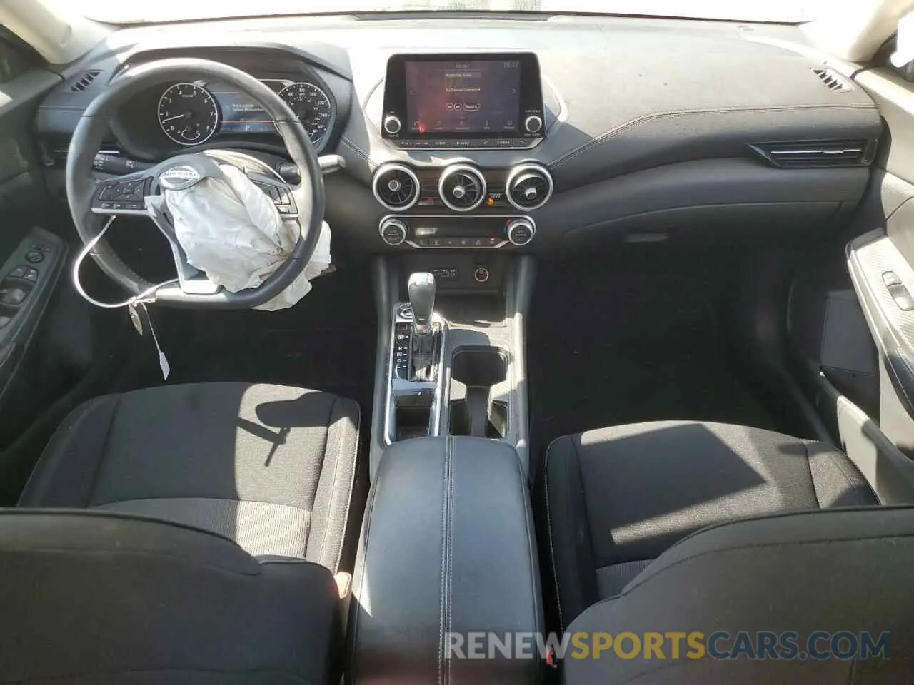 8 Фотография поврежденного автомобиля 3N1AB8CV4LY215043 NISSAN SENTRA 2020