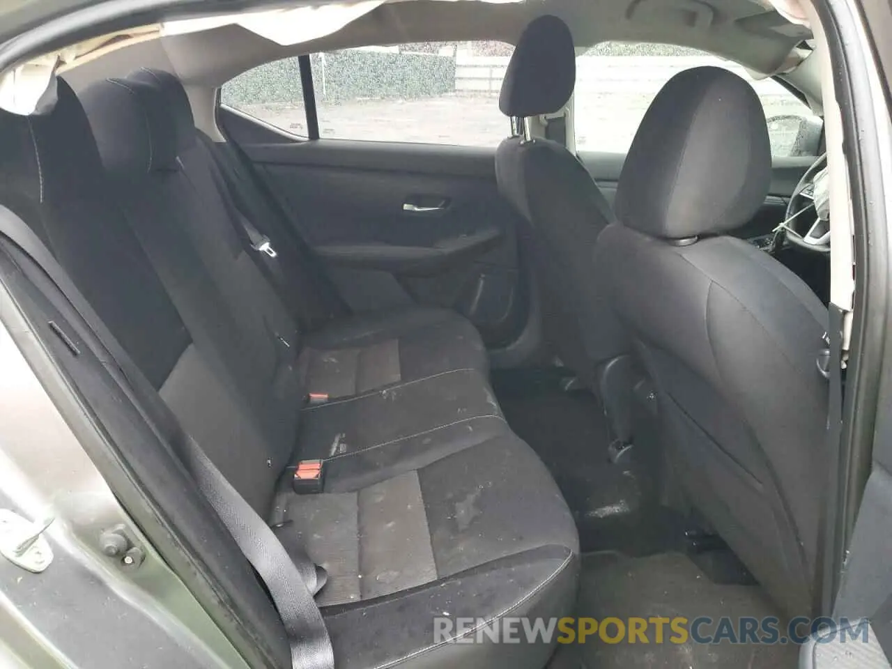 10 Photograph of a damaged car 3N1AB8CV4LY226995 NISSAN SENTRA 2020