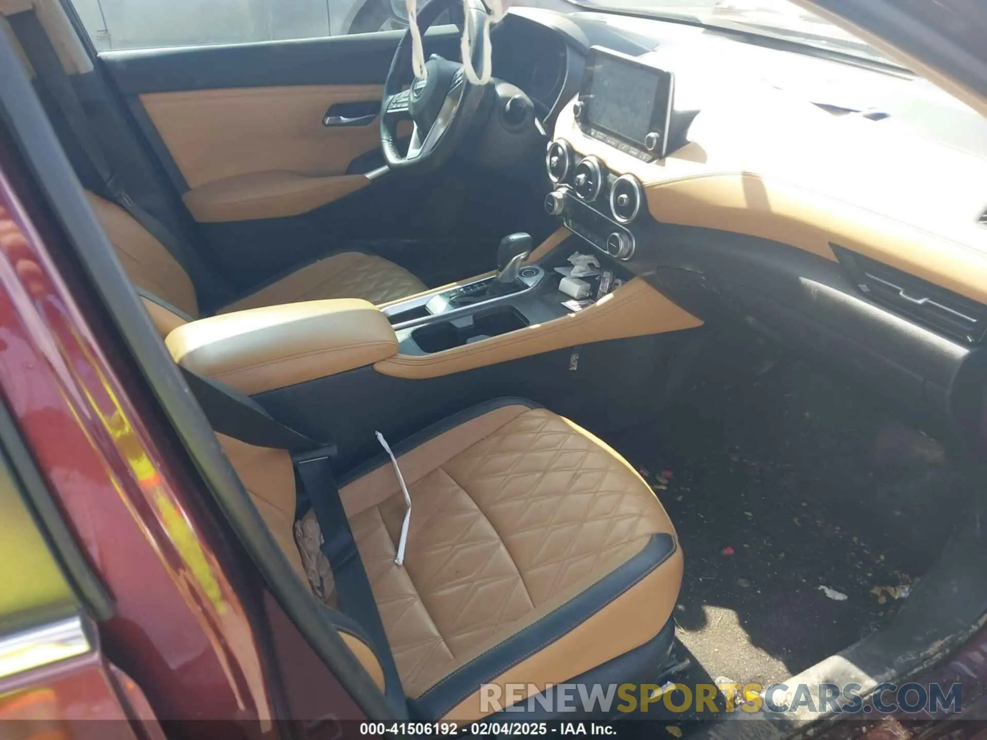 5 Photograph of a damaged car 3N1AB8CV4LY233168 NISSAN SENTRA 2020