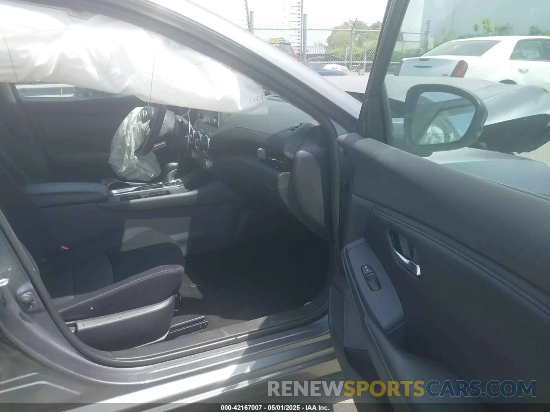 5 Photograph of a damaged car 3N1AB8CV4LY238936 NISSAN SENTRA 2020