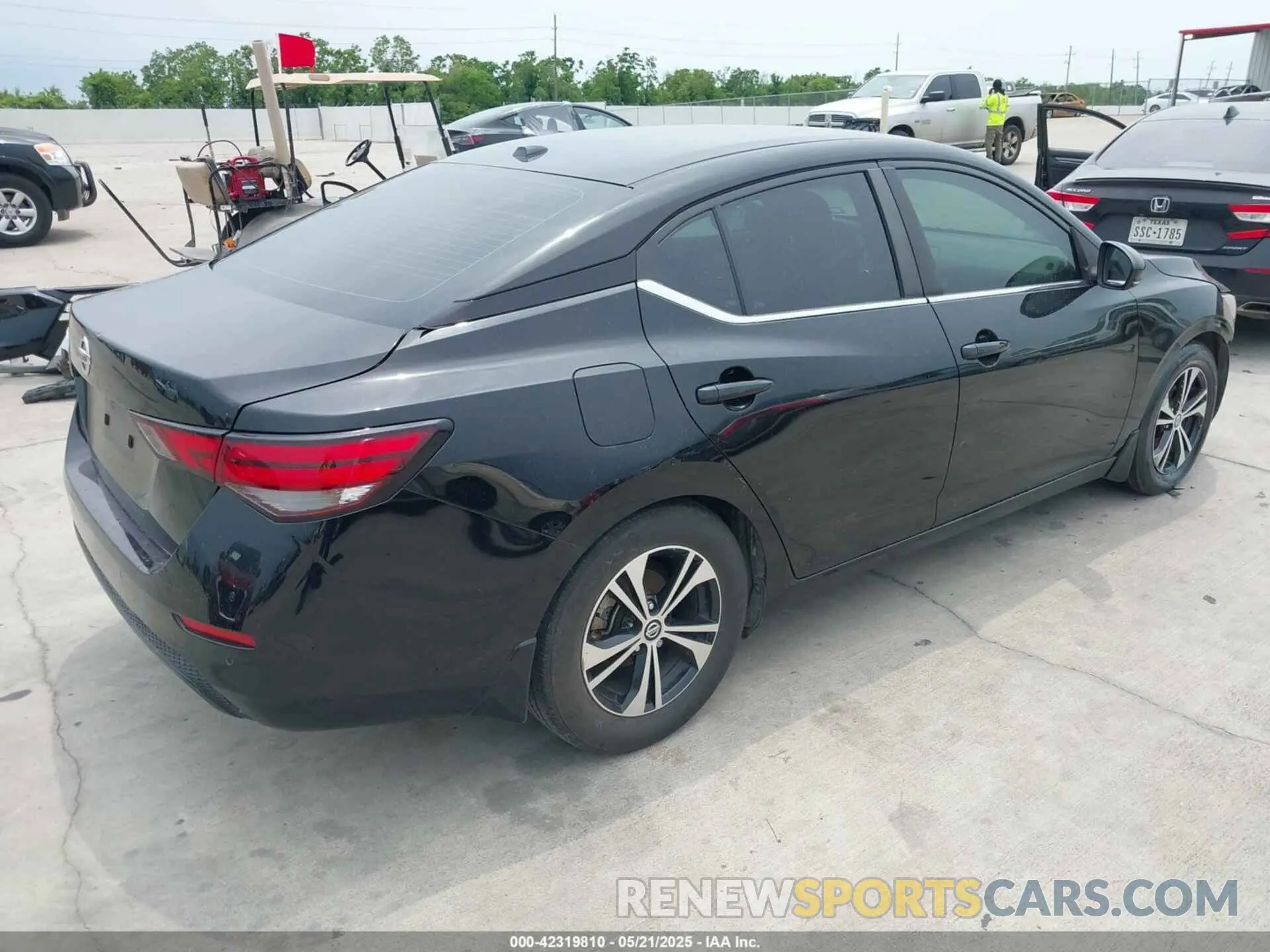4 Фотография поврежденного автомобиля 3N1AB8CV5LY271394 NISSAN SENTRA 2020