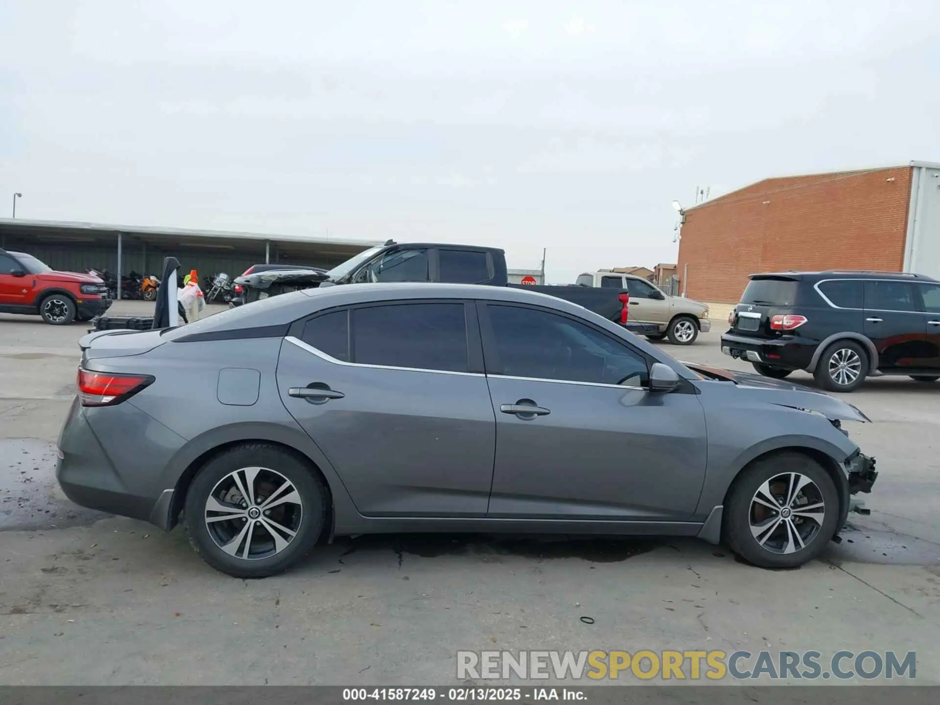 14 Фотография поврежденного автомобиля 3N1AB8CV7LY262020 NISSAN SENTRA 2020