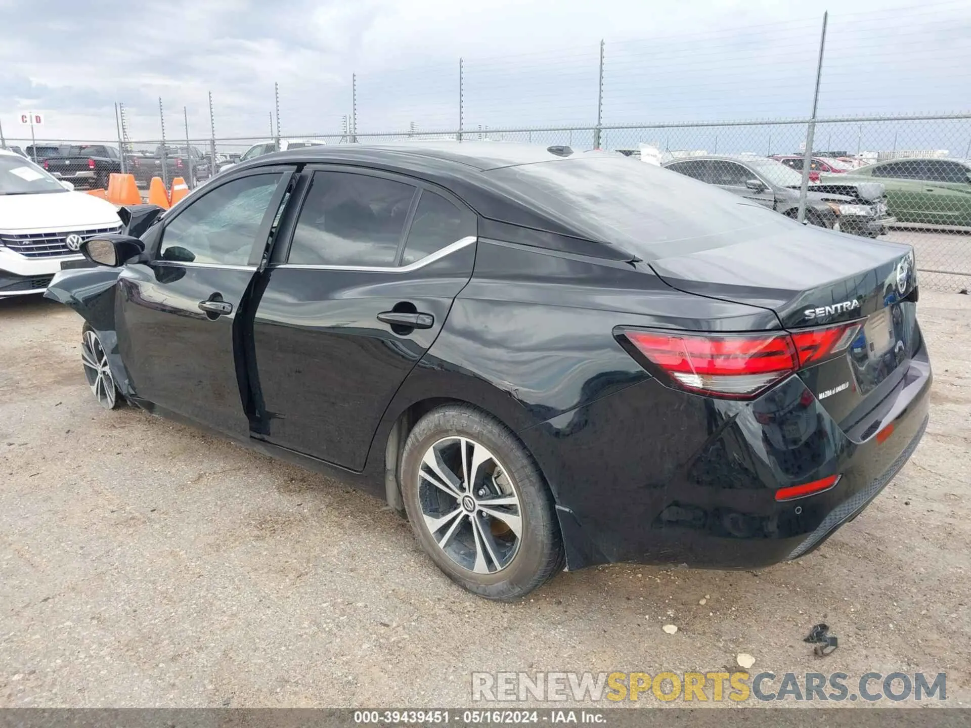 3 Фотография поврежденного автомобиля 3N1AB8CV7LY284194 NISSAN SENTRA 2020