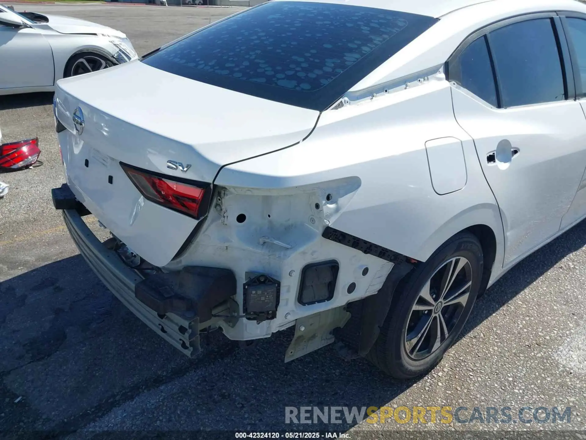 18 Photograph of a damaged car 3N1AB8CV8LY308373 NISSAN SENTRA 2020