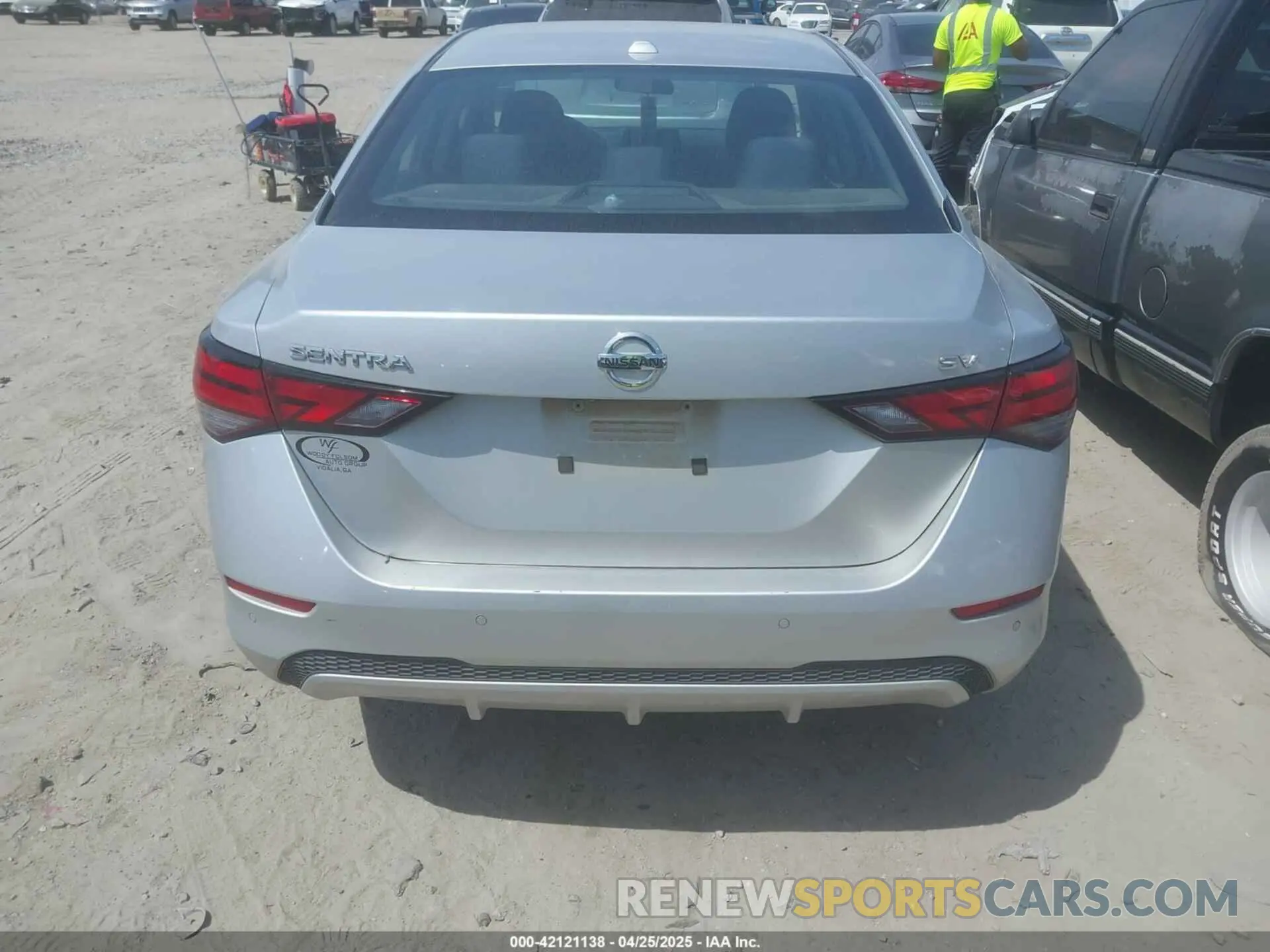 15 Photograph of a damaged car 3N1AB8CV9LY208007 NISSAN SENTRA 2020