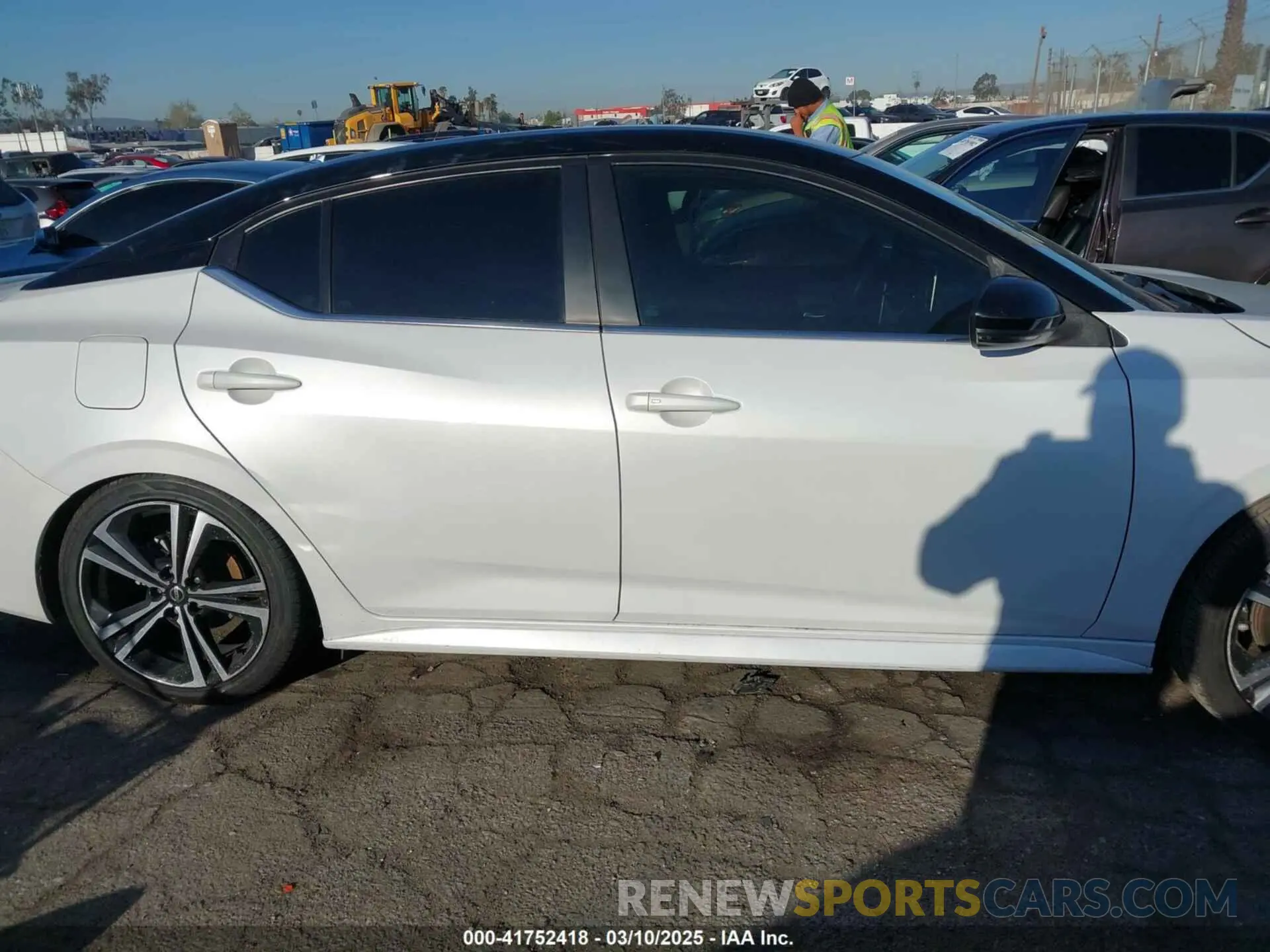 13 Photograph of a damaged car 3N1AB8DV0LY261421 NISSAN SENTRA 2020