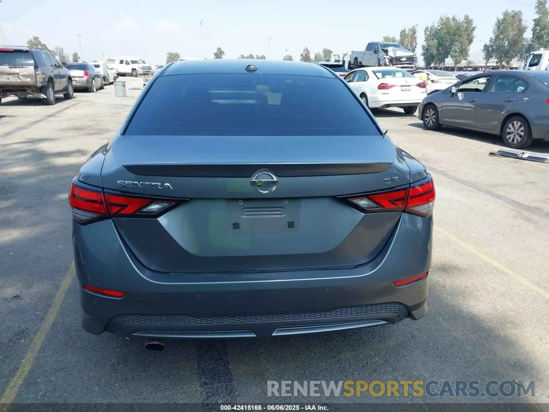 16 Фотография поврежденного автомобиля 3N1AB8DV3LY308439 NISSAN SENTRA 2020