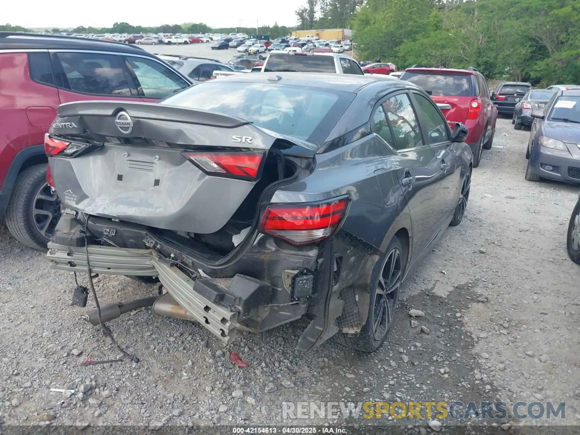 4 Photograph of a damaged car 3N1AB8DV6LY275839 NISSAN SENTRA 2020