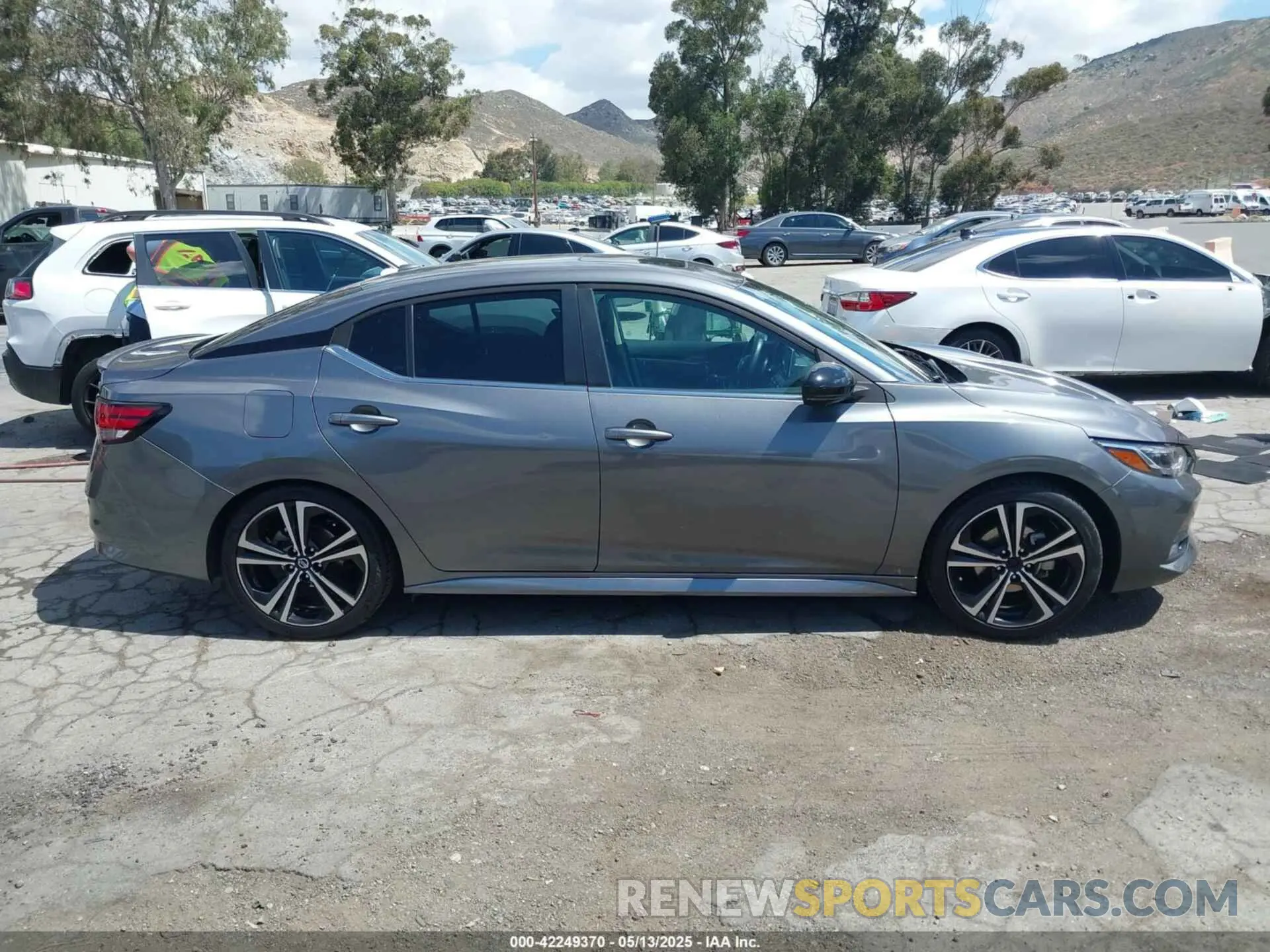 13 Photograph of a damaged car 3N1AB8DV7LY285506 NISSAN SENTRA 2020