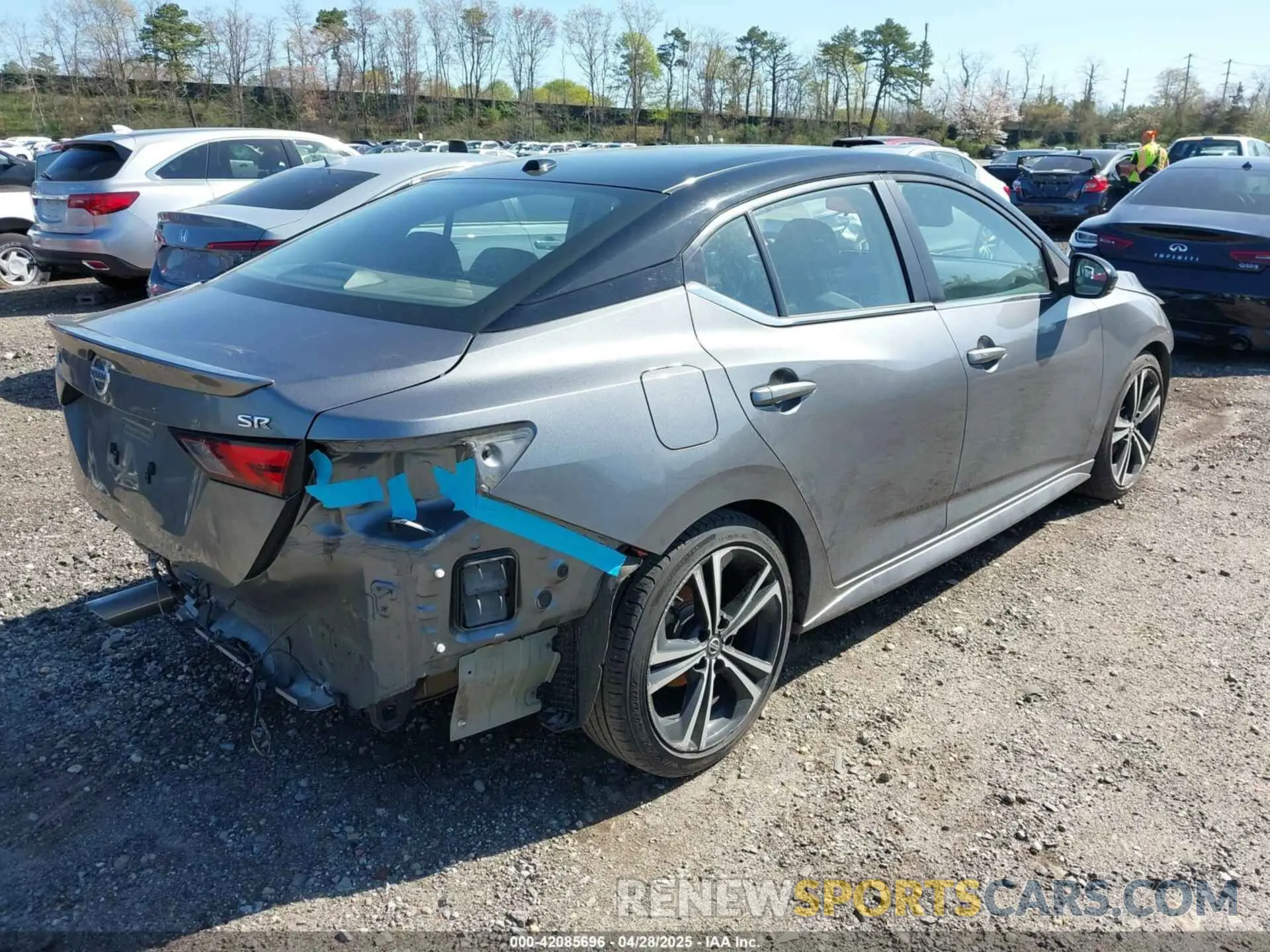 4 Фотография поврежденного автомобиля 3N1AB8DVXLY262821 NISSAN SENTRA 2020