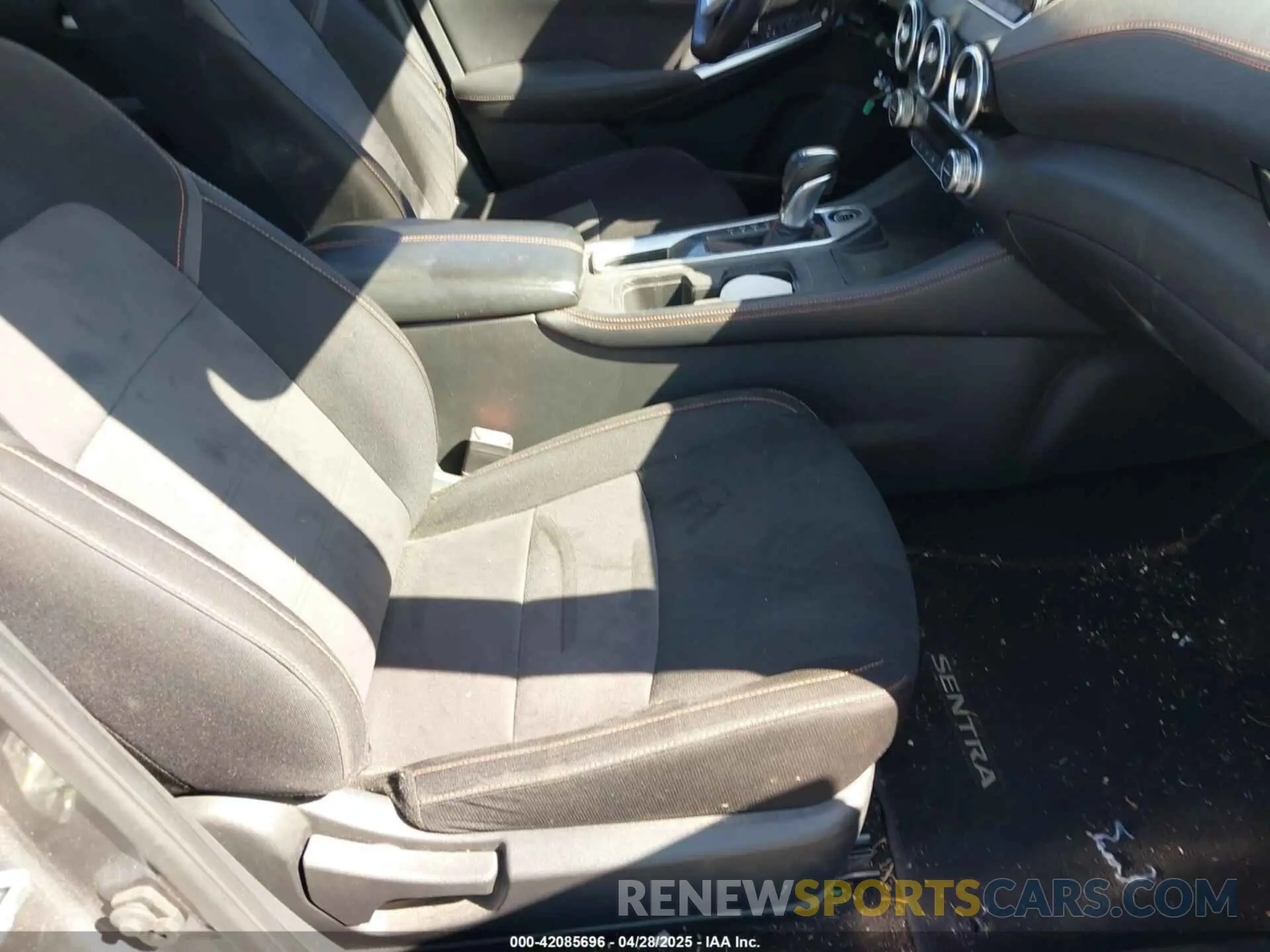 5 Фотография поврежденного автомобиля 3N1AB8DVXLY262821 NISSAN SENTRA 2020